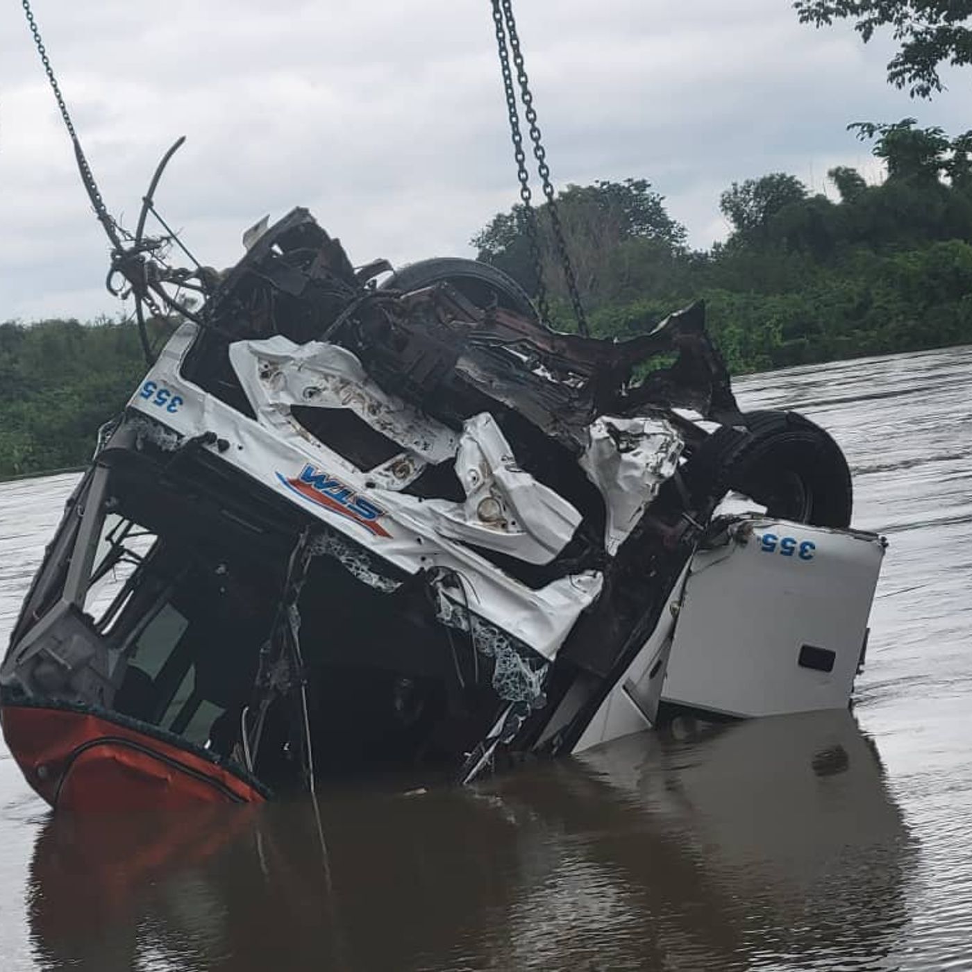 Le journal du 19 août 2025 - Bilan de l’accident du bus de la compagnie STM sur l’axe Bénin-Niger episode artwork