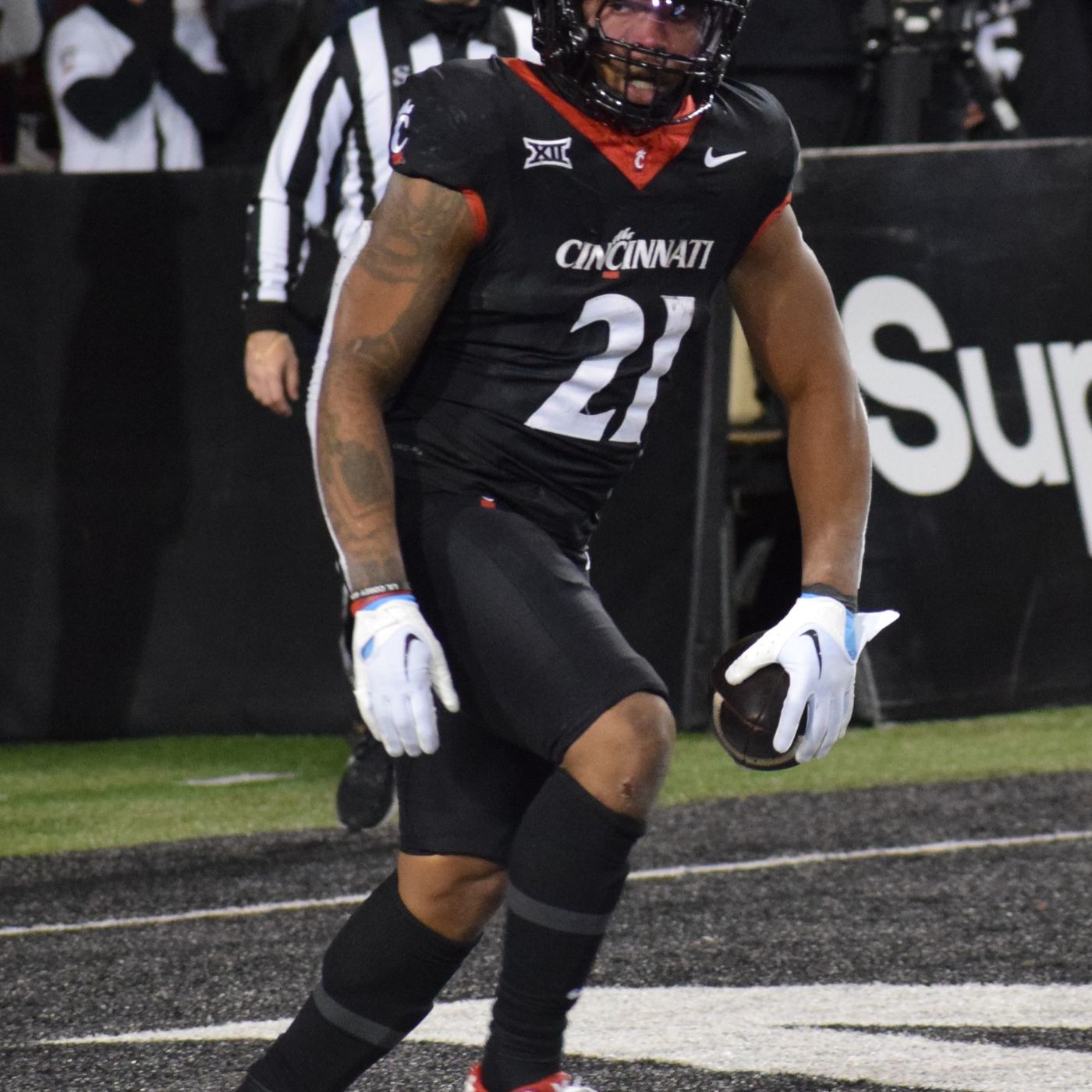 UC Bearcats on the Prowl: Talking Cincinnati Bearcats basketball and football