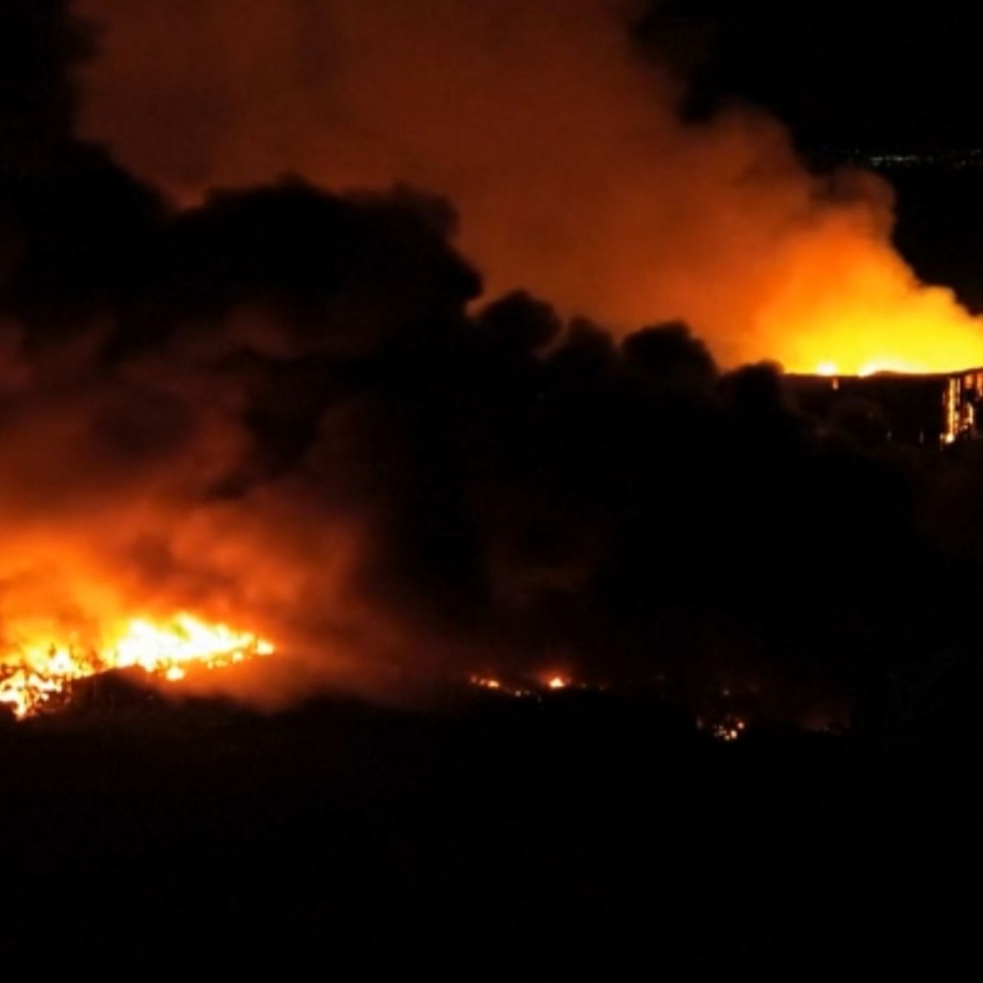 Incendi ed esplosioni a sud di Buenos Aires. Almeno 15 feriti Incendi ed esplosioni a sud di Buenos Aires. Almeno 15 feriti