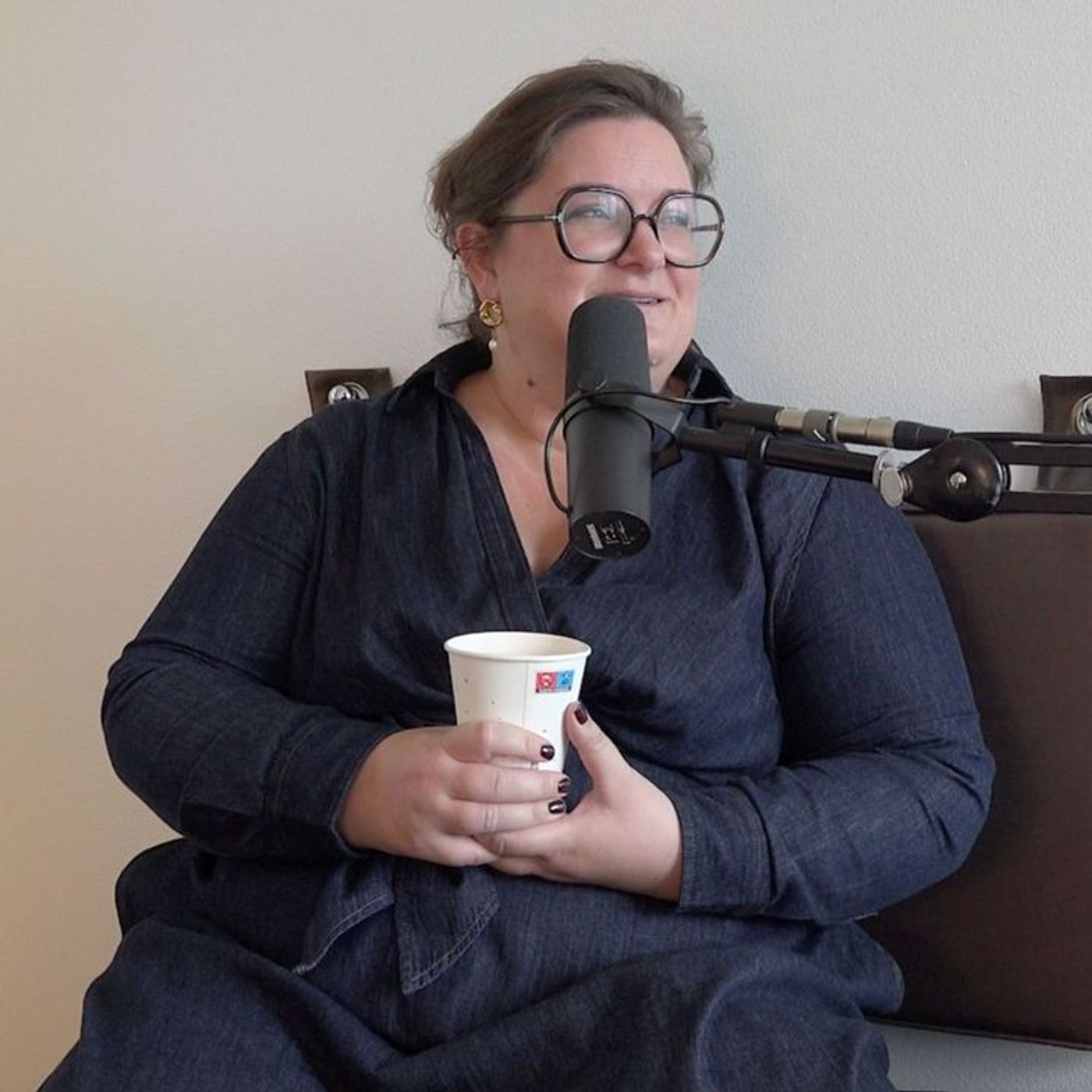 *Replay* Camilles Vendepunkt - "Forestil dig at være et barn, der udsættes for overgreb og bare efterlades som en ligegyldig ting"