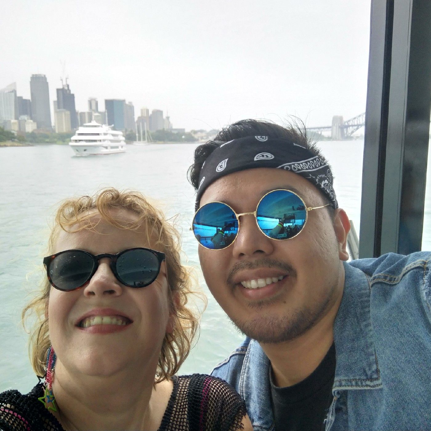 The Oz-E Radio Show Feat Diana K