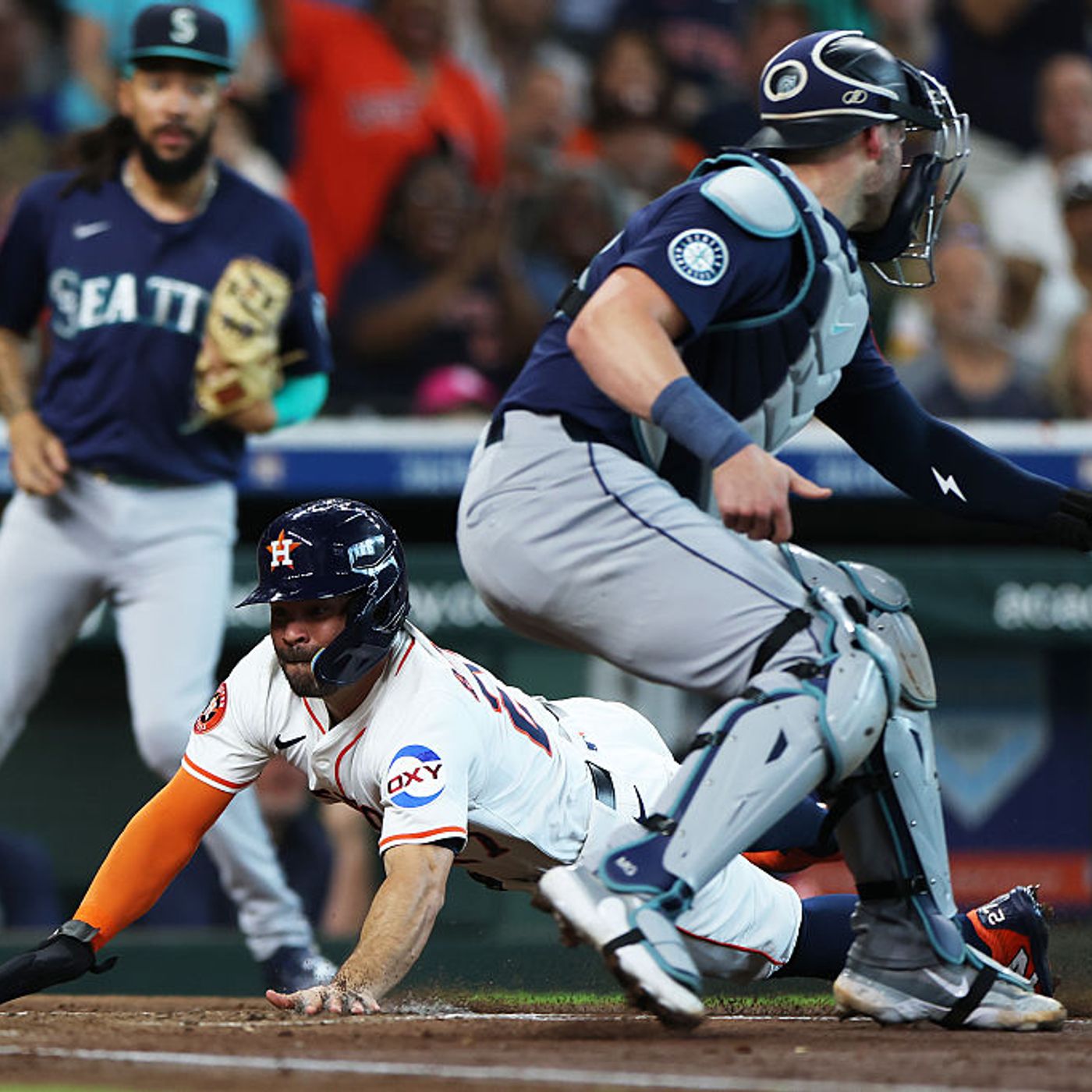 Astros Got Some Rest After Big Weekend, Endless Texans OTA preview.