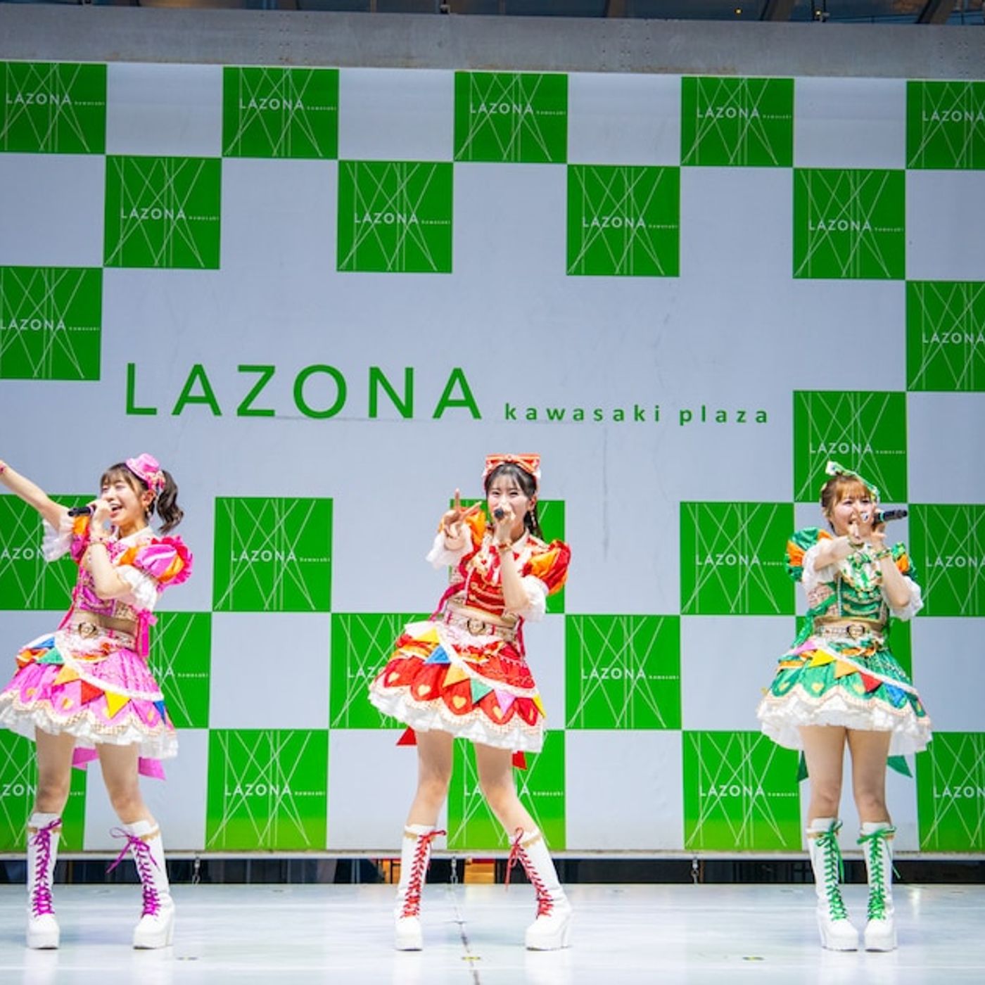 超ときめき♡宣伝部、新体制初シングルを携えラゾーナ川崎に！カップリング曲「くらえ、乙女泣き！」初披露（ライブレポート / 写真20枚） - 音楽ナタリー episode artwork