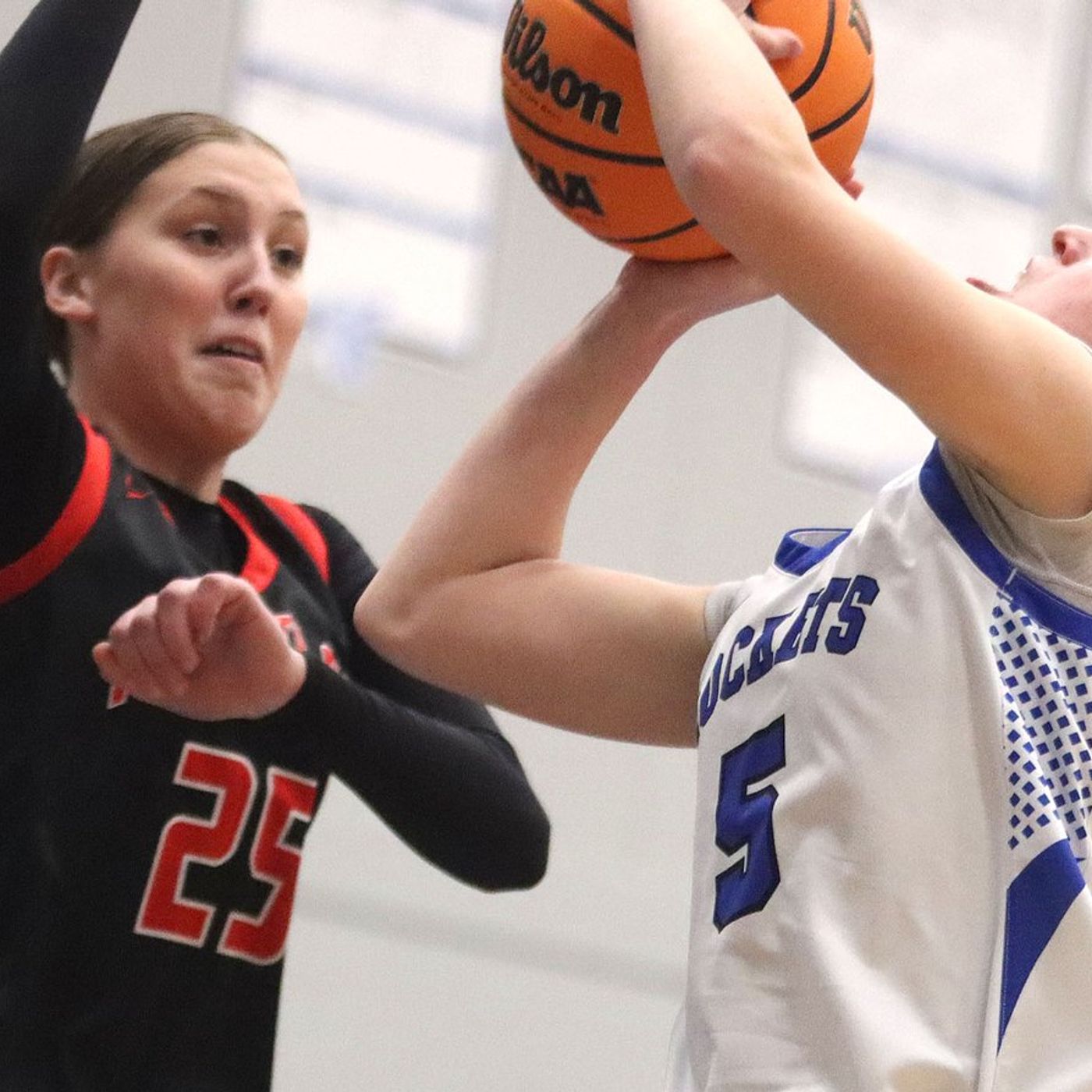 Huntley withstands the pressure, tops Burlington Central to take back FVC lead episode artwork