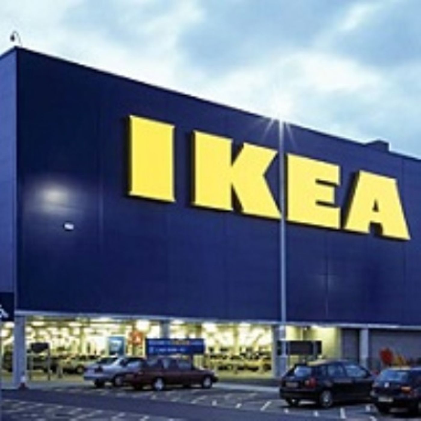 L'Ikea licenzia un dipendente polacco perchè rifiutava l'ideologia gay episode artwork
