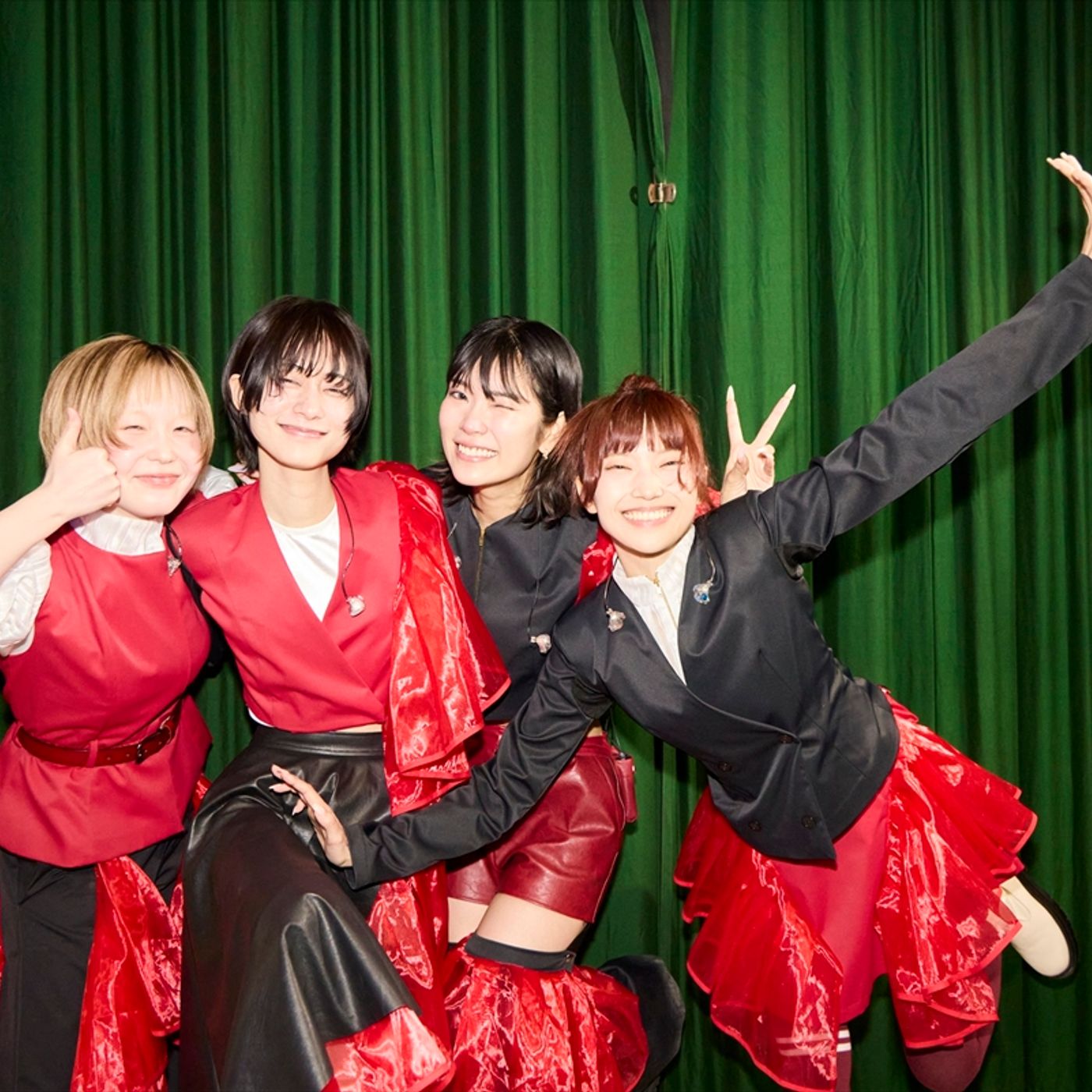 ExWHYZ、ラストライブ『光』をZepp Hanedaで開催　maho「私たちの最後はみんなとのライブです」 episode artwork