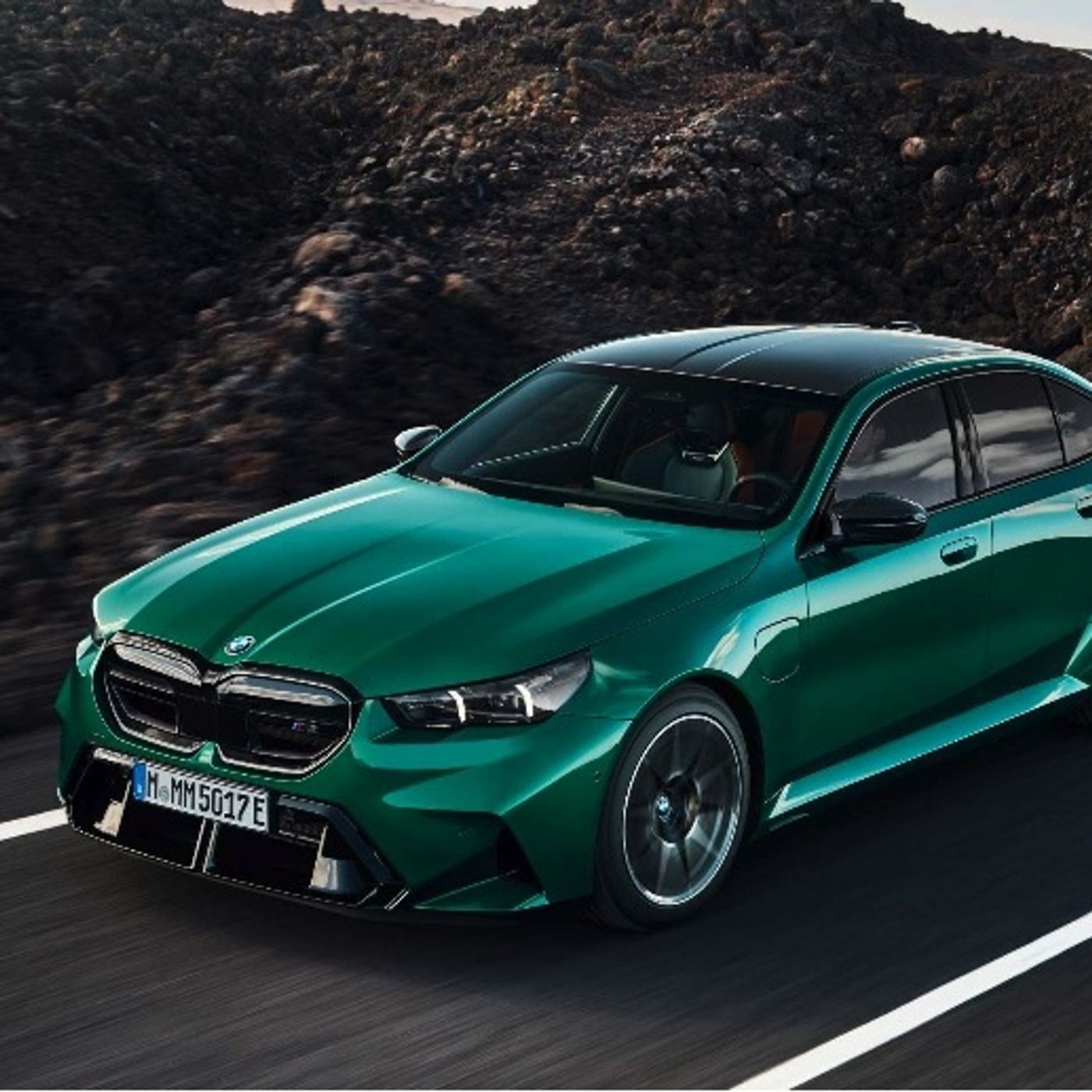 BMW M5 e M5 Touring - Domina la pista senza rinunciare alla praticità episode artwork