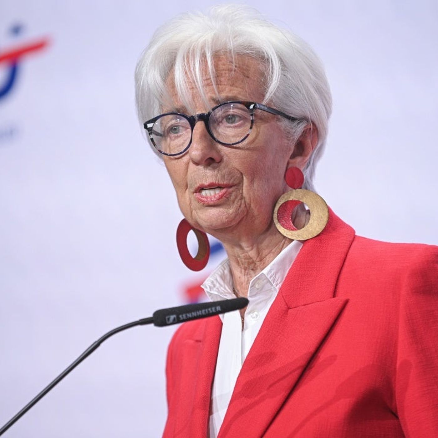 Europa debe retener la inversión: el análisis de Susana Burgos sobre el aviso de Christine Lagarde episode artwork