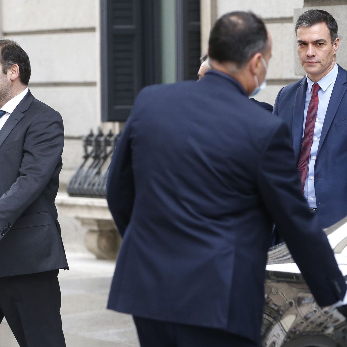 Tertulia de Federico: Mazón y los SMS de Sánchez y Ábalos