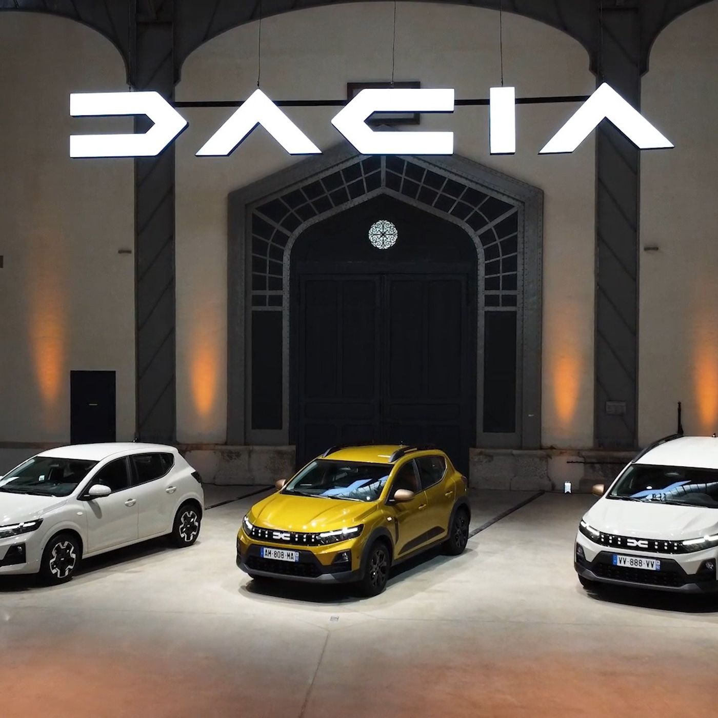 Dacia Sandero, Sandero Stepway e Jogger 2025 - Essenzialità 2.0 tra ibrido, GPL e design evoluto