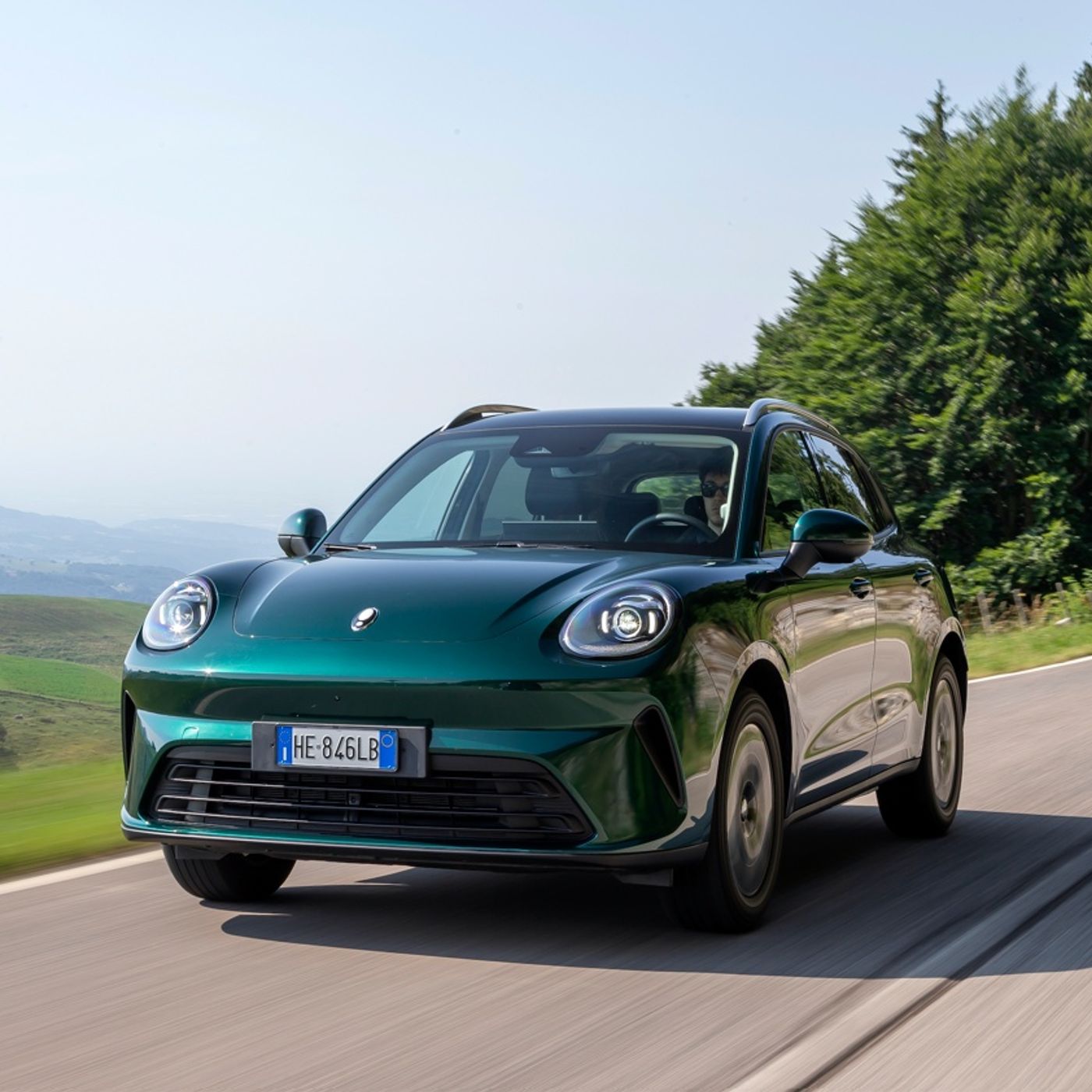 GWM ORA 5 - Prova su strada: il SUV compatto cinese con tre motori arriva in Italia episode artwork