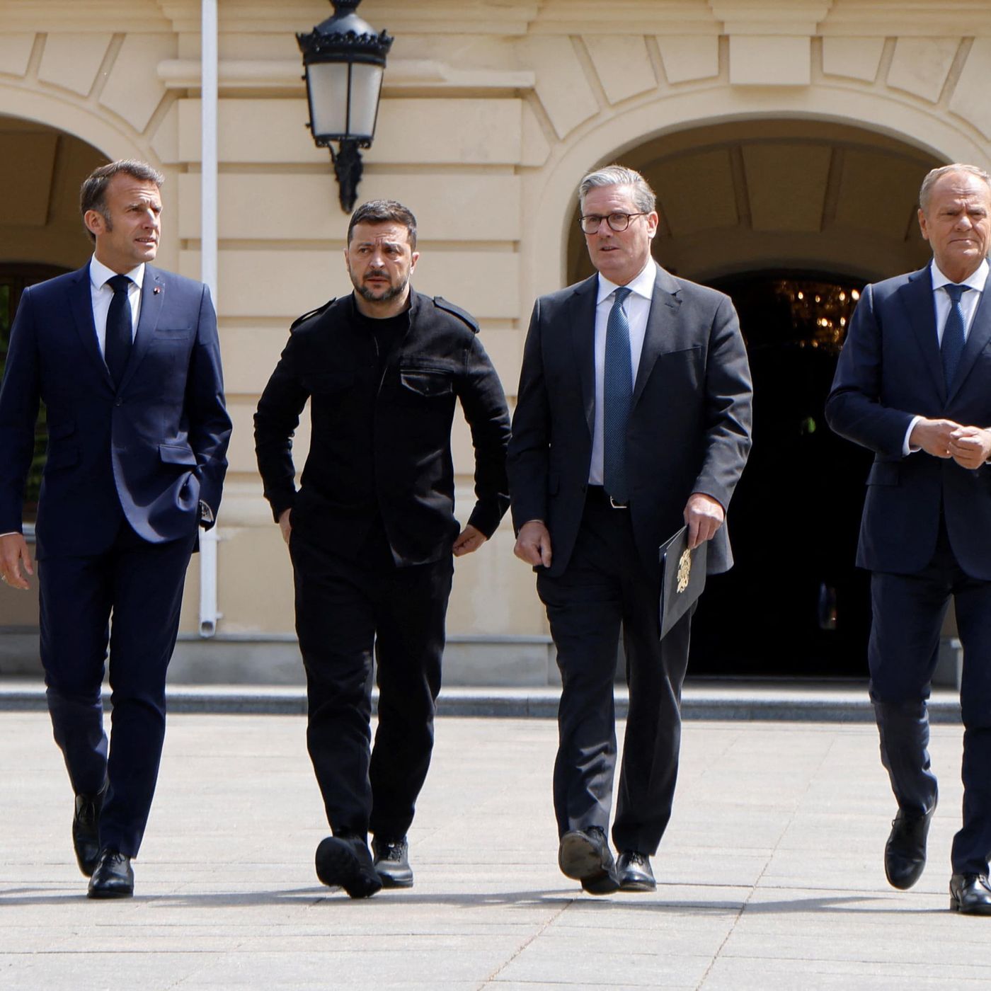 Can Europe’s leaders drag Trump’s Ukraine policy back on track? – Today in Focus Extra podcast episode artwork