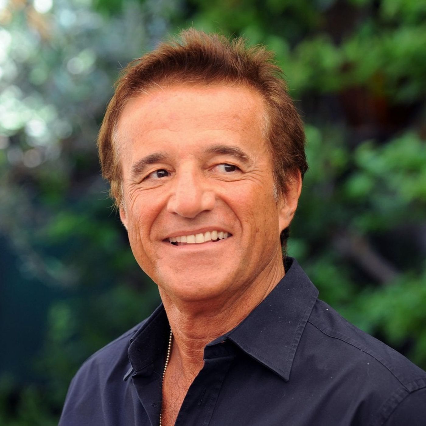Christian De Sica: Carriera, Commedia e L'Italia Oggi episode artwork
