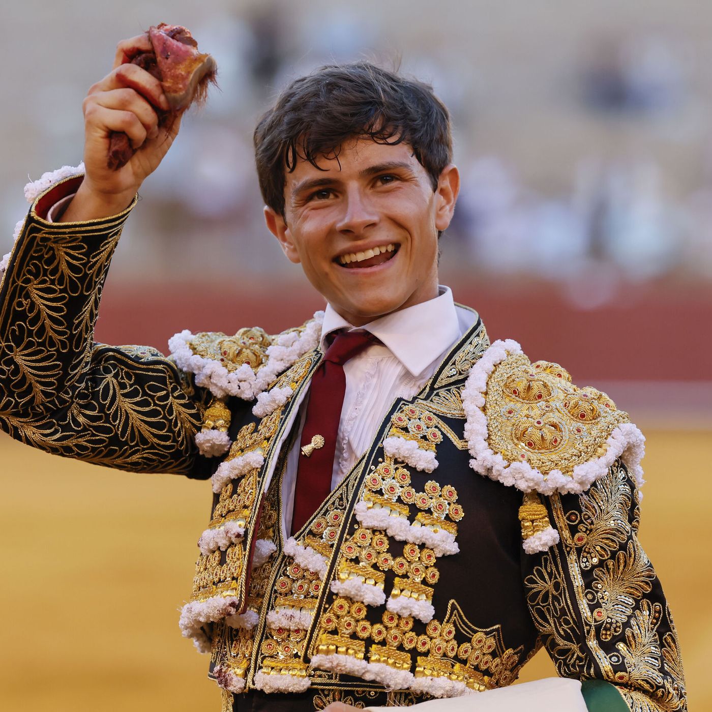 Al Alimón: La Maestranza se rinde a los toros de Santiago Domecq: cinco aplaudidos, una vuelta al ruedo y tres orejas