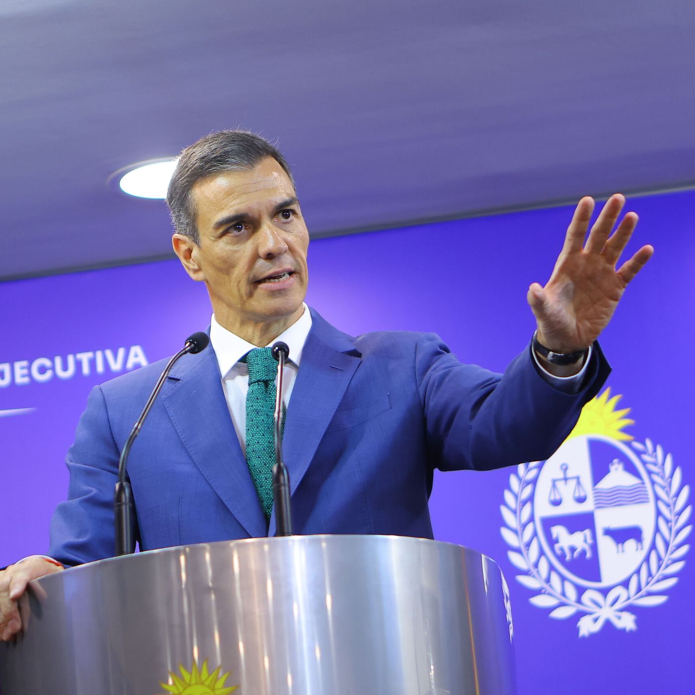 Con Ánimo de Lucro: Pedro Sánchez amenaza la seguridad nacional con su vinculación a Huawei y China