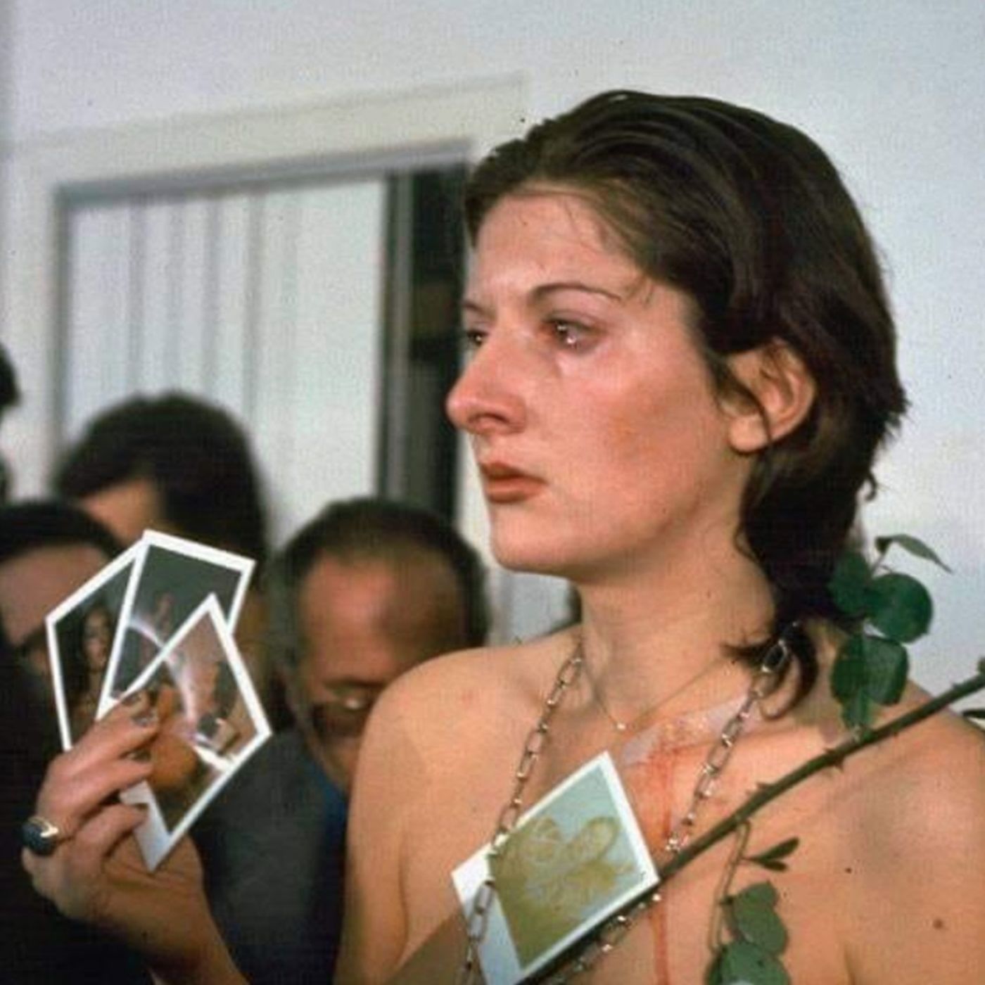 Marina Abramovic - Rhythm 0 - Oltre il limite episode artwork