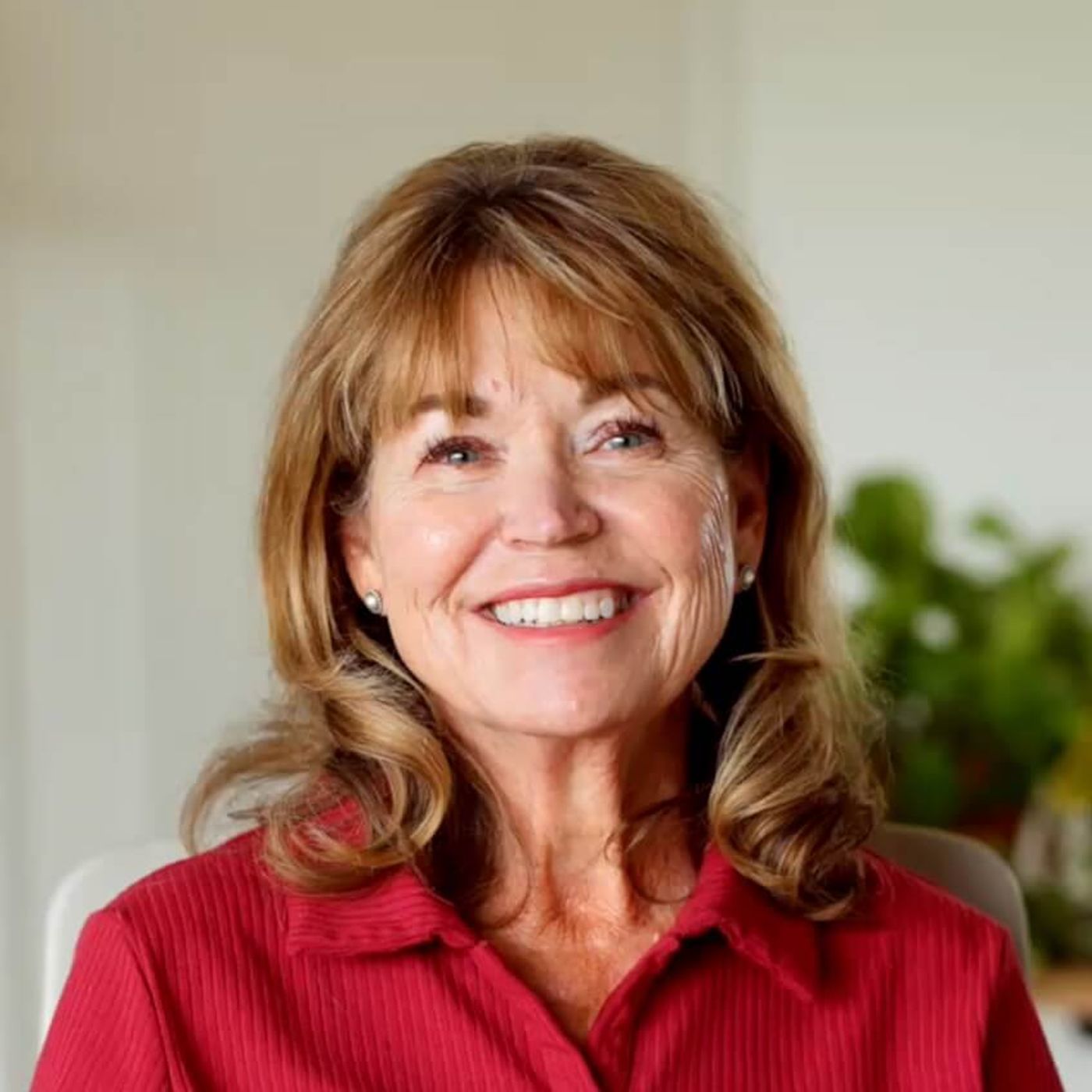 Thinking Like a Dog: How Penny DiLoreto Leveraged Her Expertise and Passion for Pets episode artwork