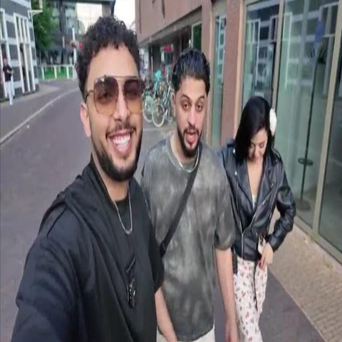 🔥😍 كواليس تصوير أغنية موزو الجديدة 🎤🎶 وإيناس تكشف تفاصيل رحلتهما �