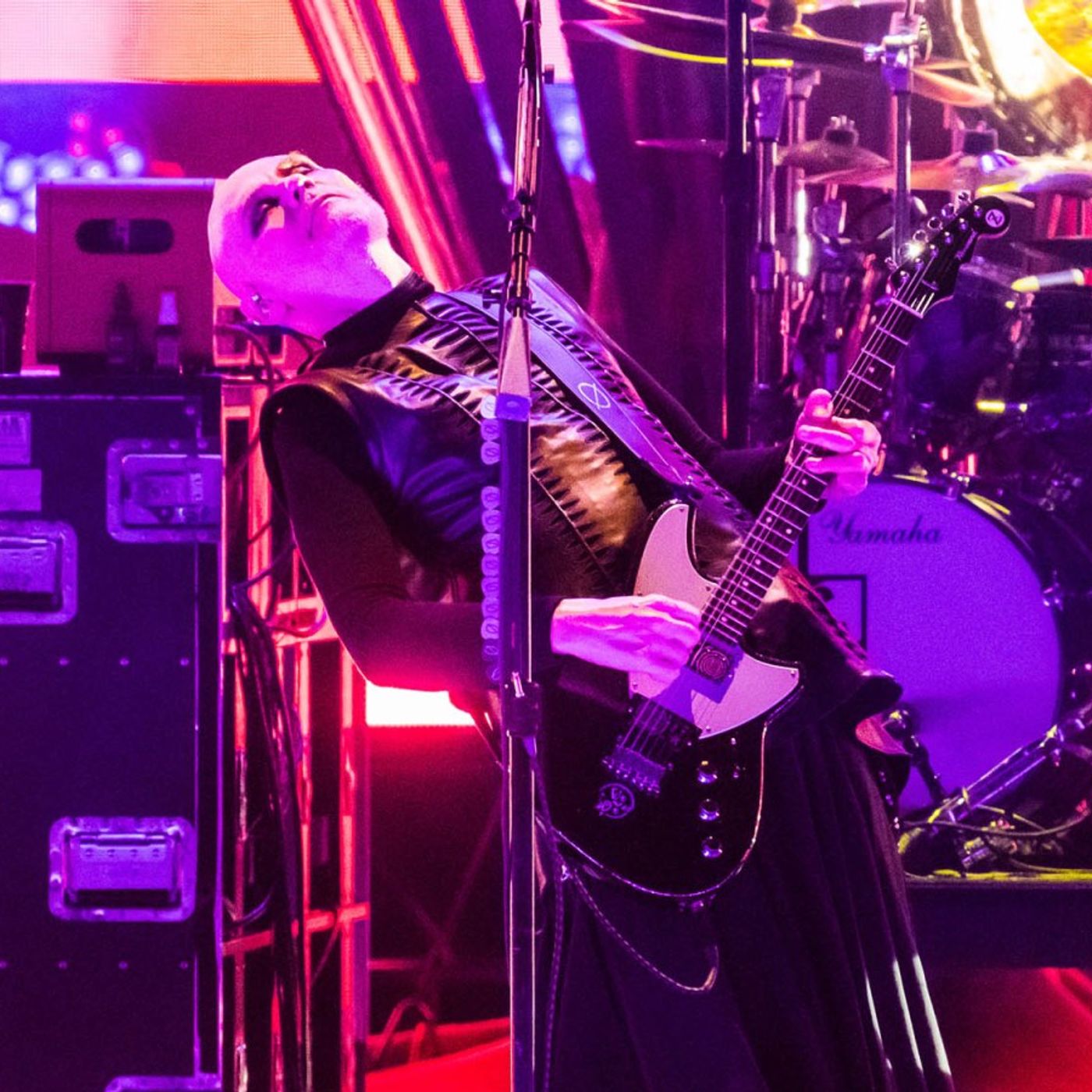 Lollapalooza 2026 Day Two: Smashing Pumpkins, Charli XCX Deliver Rock Music to Massive Crowds