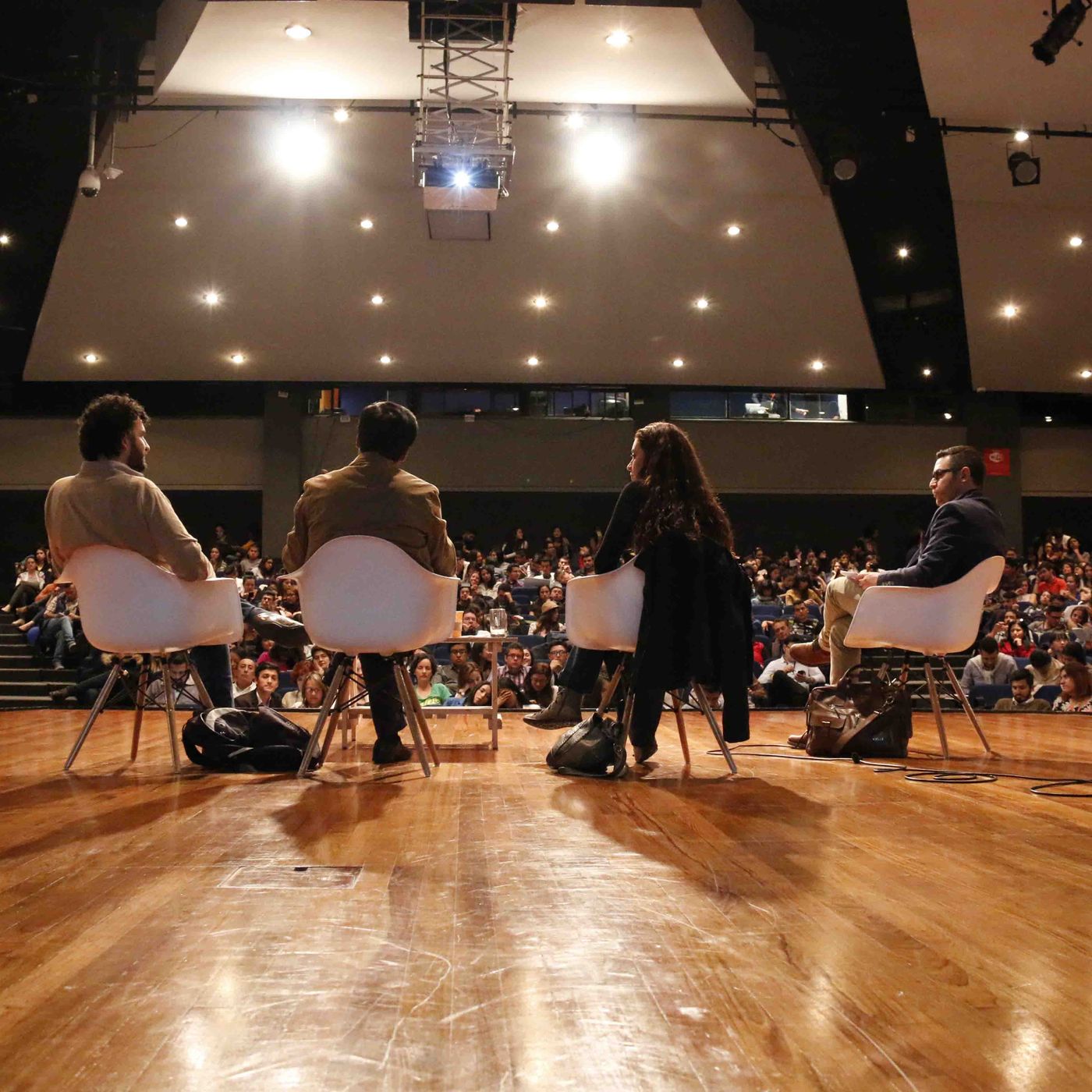 ENCUENTRO INTERNACIONAL DE PERIODI