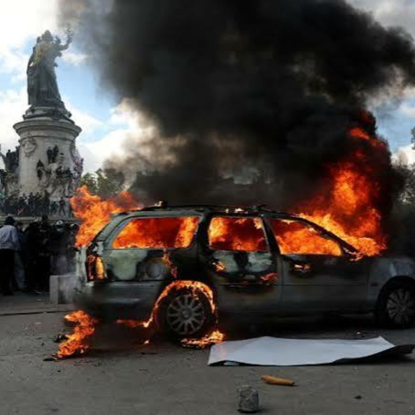 Episode 1233: France is falling, is America next?
