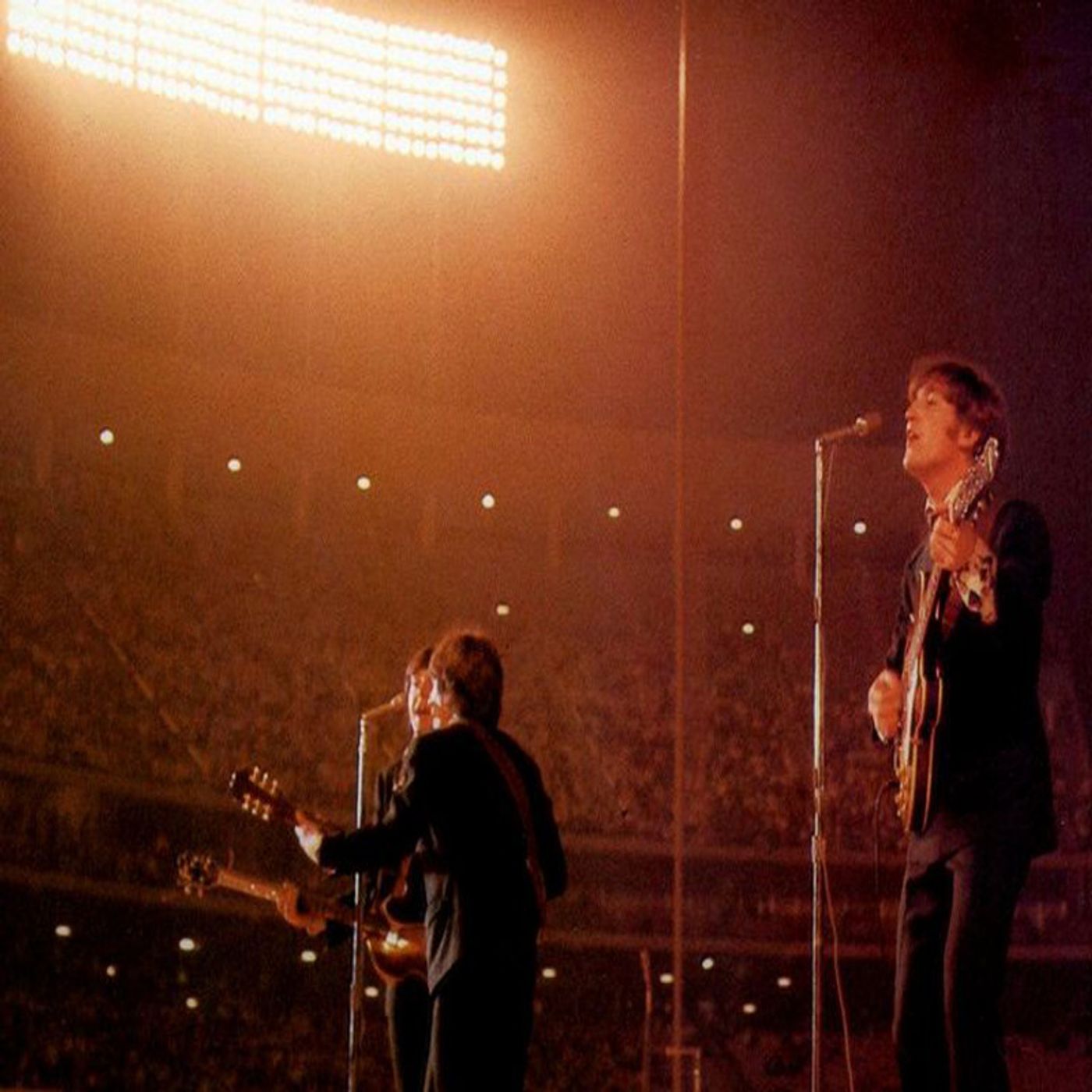 El Club de los Beatles: Tocando en el "Dodgers Stadium" episode artwork