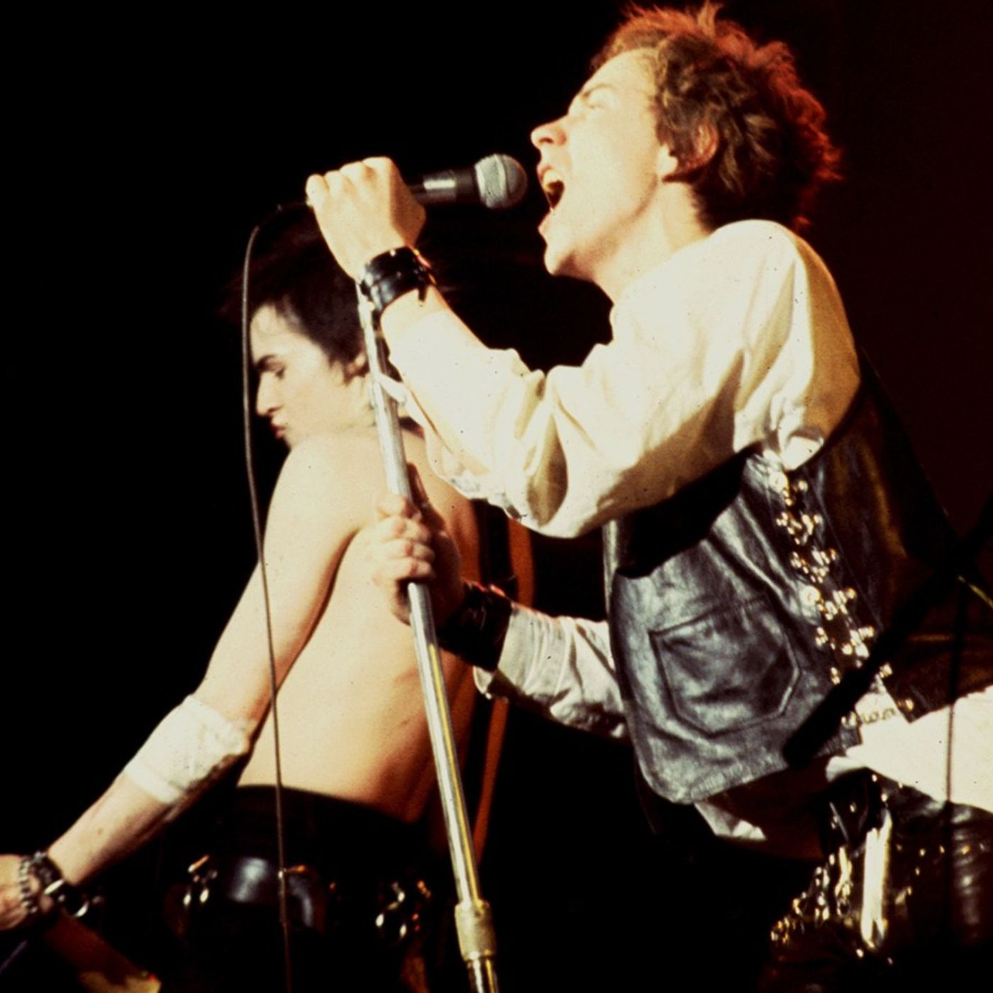 Legs McNeil Witnesses the Demise of the Sex Pistols in New Memoir episode artwork