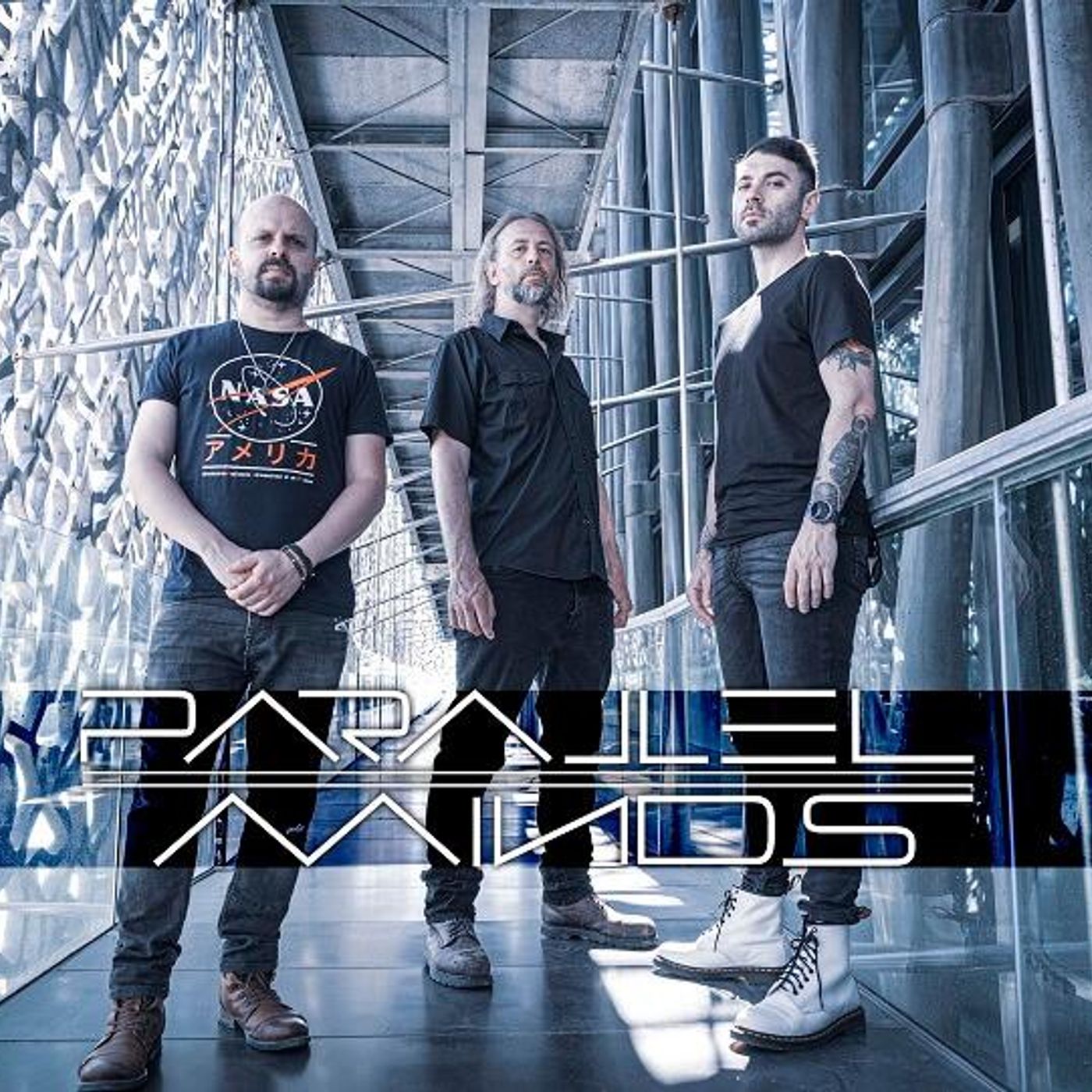 PARALLEL MINDS - Echoes From Afar Interview episode artwork
