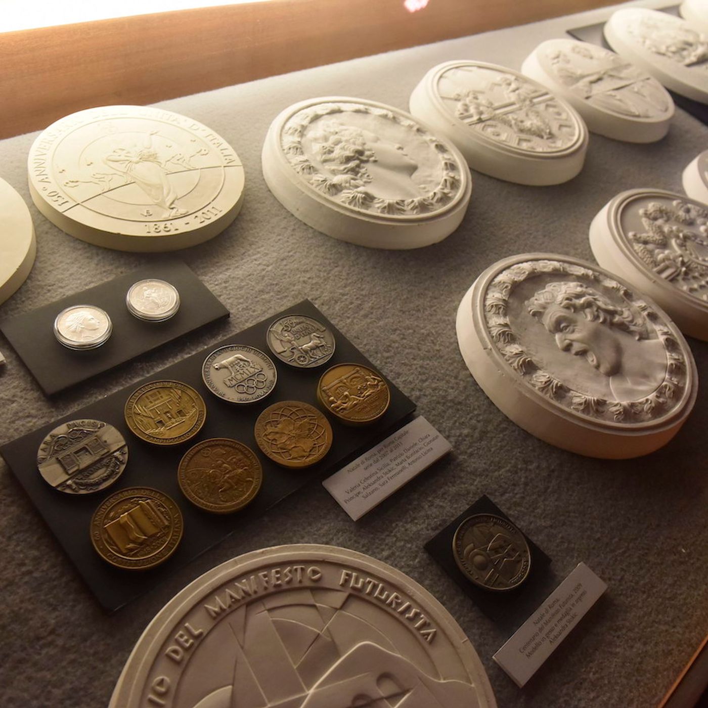 La moneta. Parte prima