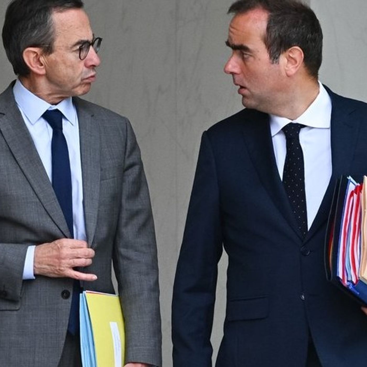 Francia24: Annunciato nuovo governo, neo eletto ministro contrario - Editoriale di Rachel, Il Valzer delle Poltrone - Caso Pellicot
