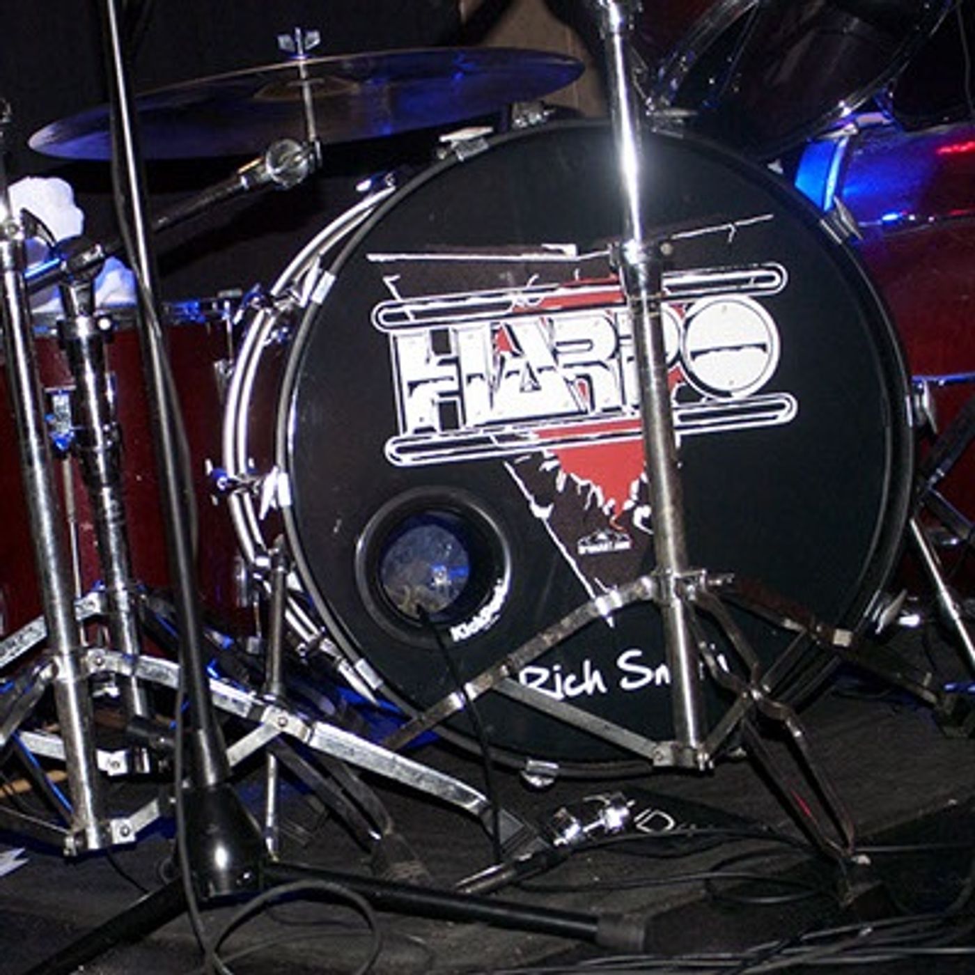 Metal Mass-Acre
