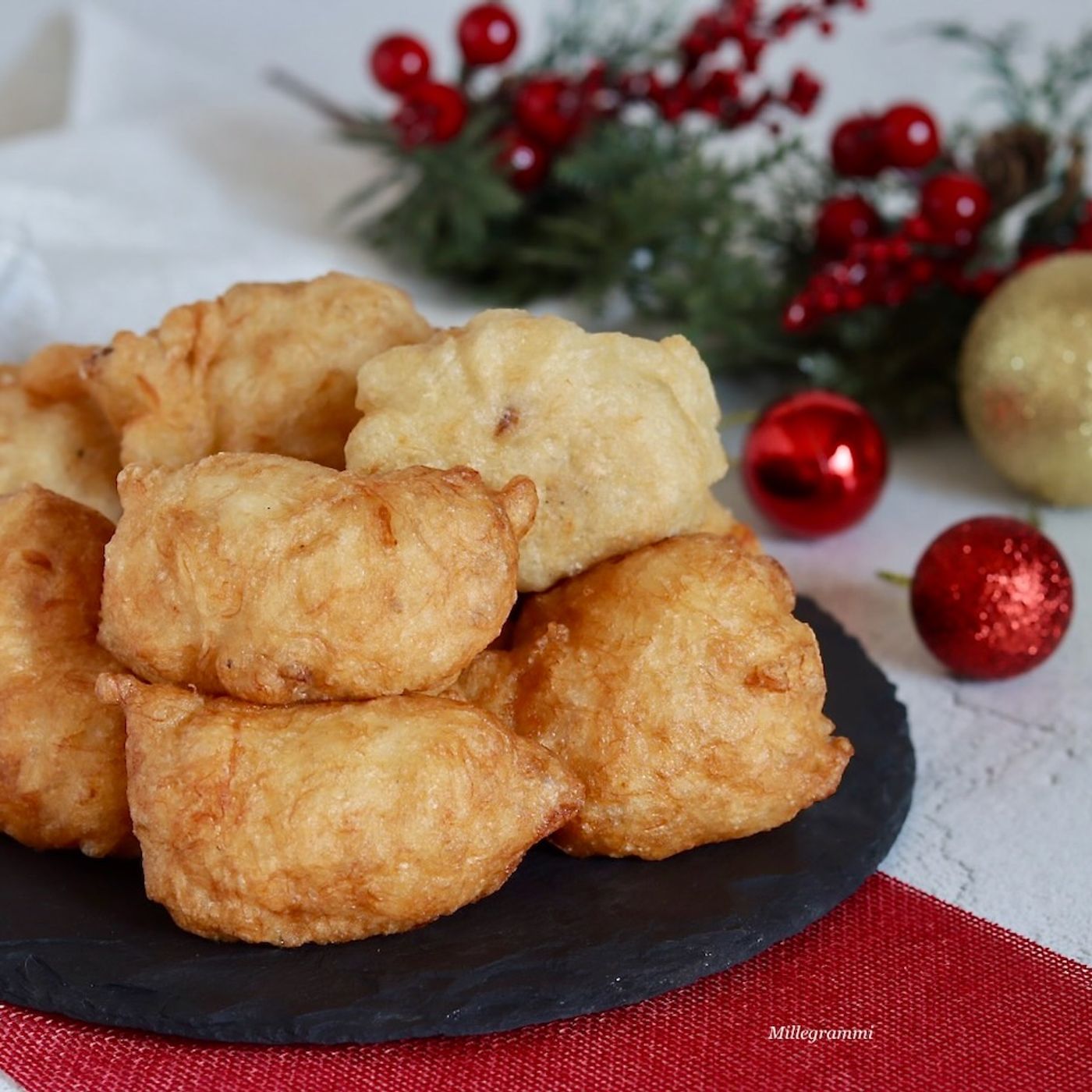Pizzelle di Baccalà, le zeppoline napoletane che non possono mancare alla Vigilia di Natale episode artwork