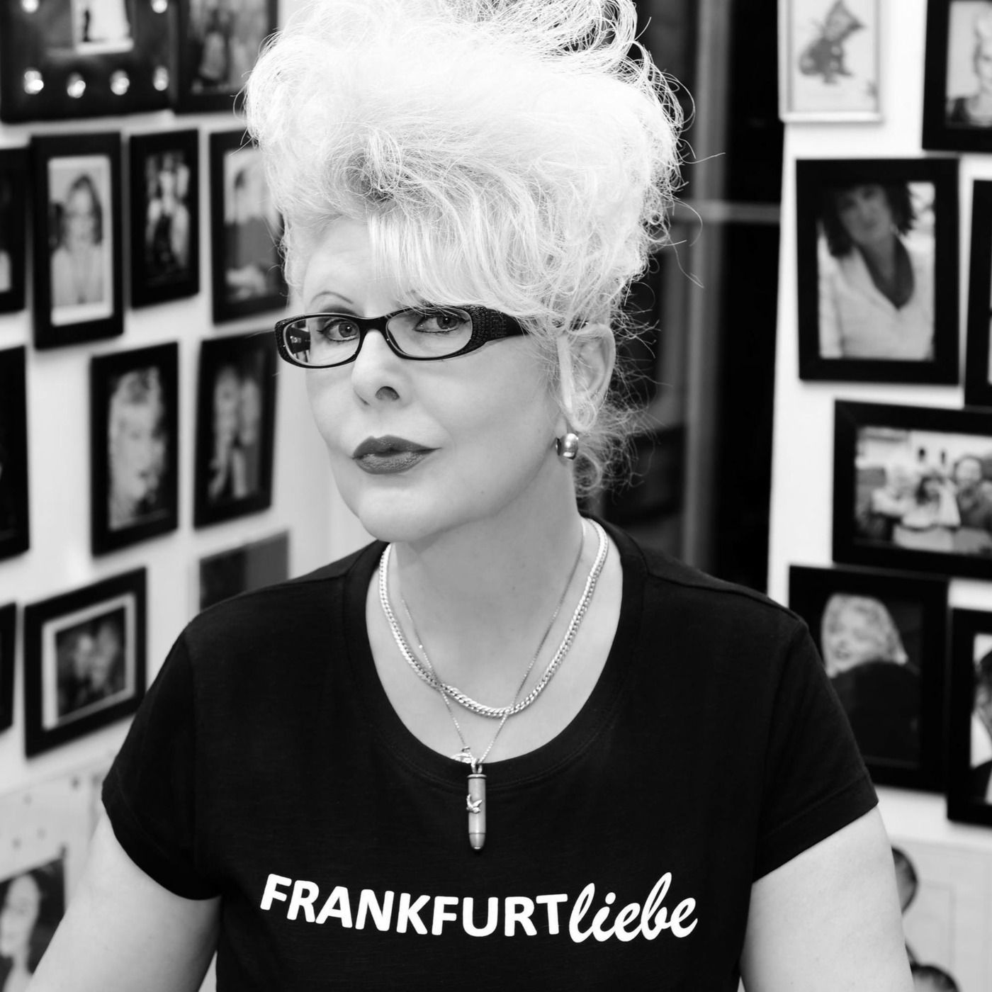 MANUELA MOCK - "Sei wie du bist!" - TRANSNORMAL - KiezKanalFrankfurt - Weltpremiere mit TOMMY TRAIN - Frankfurt - [ GERMANY ] episode artwork