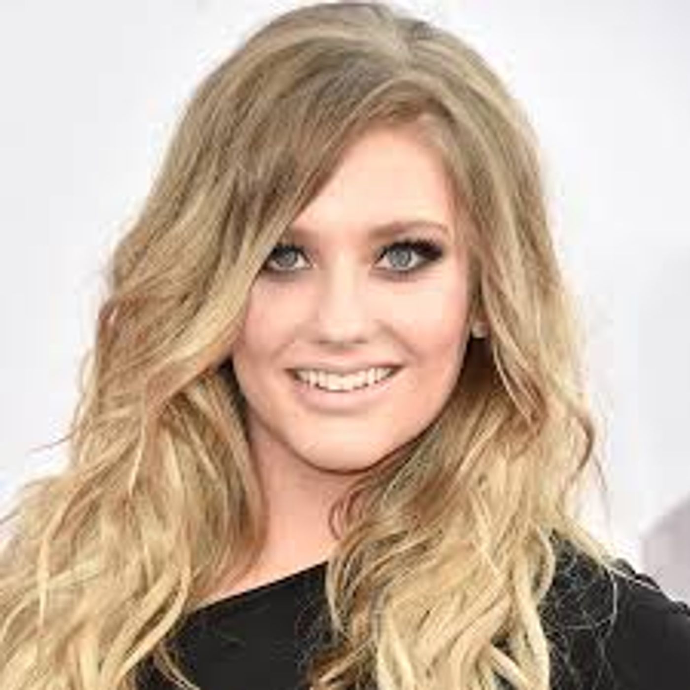 How Does Ella Henderson Relax?? episode artwork