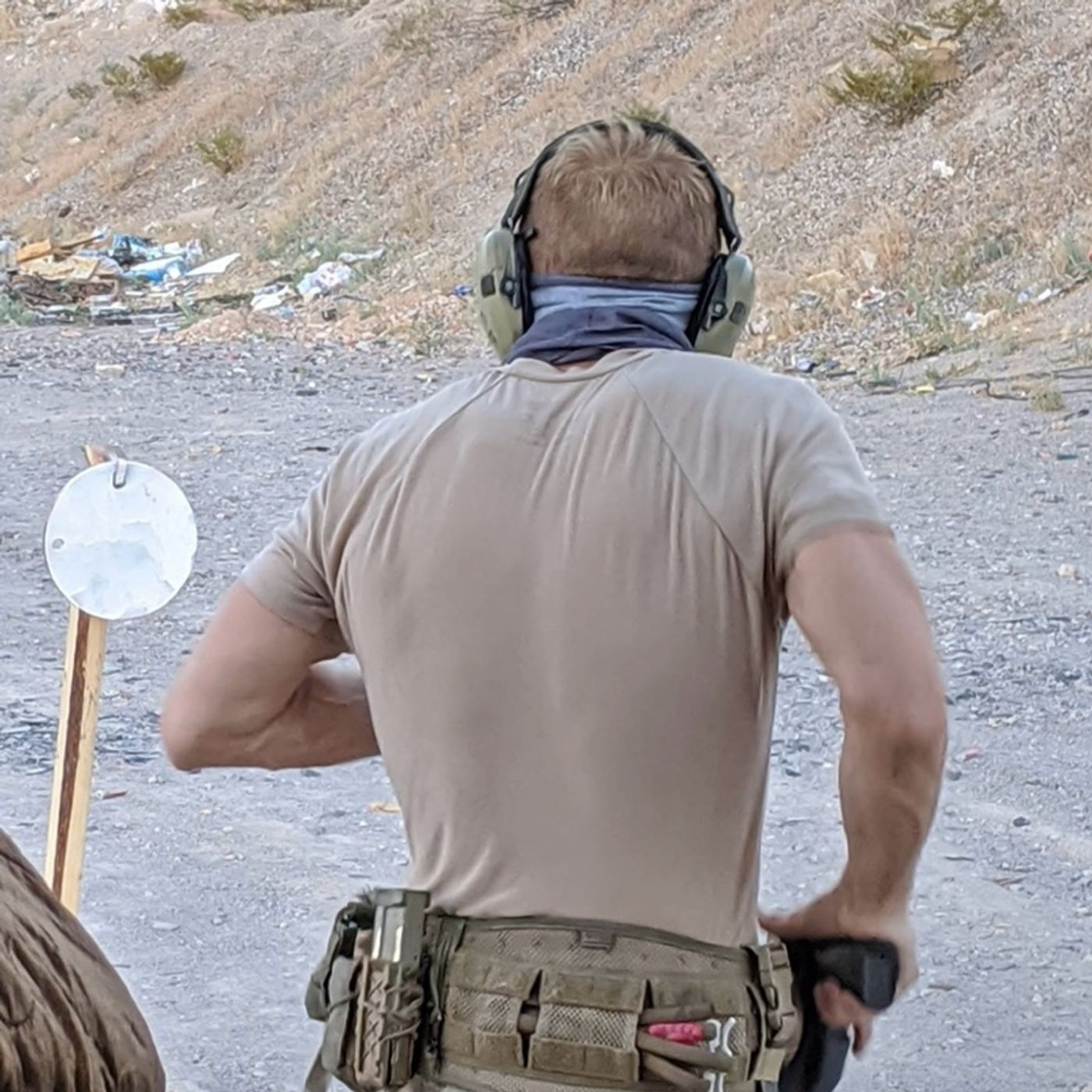 Gunfighting Up Close CQB CQC - Tac Reload