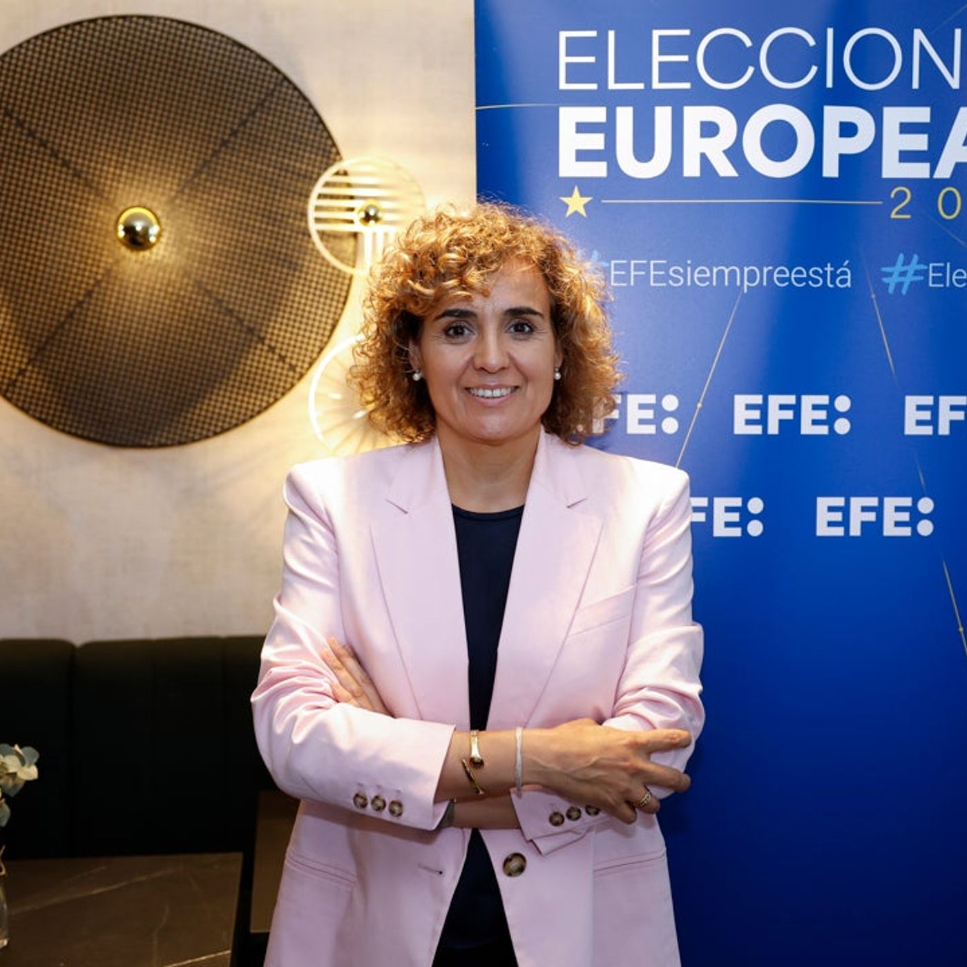 cover of episode Dolors Montserrat: "Nosotros no vamos a ser el salvavidas ni de Puigdemont ni de Sánchez"