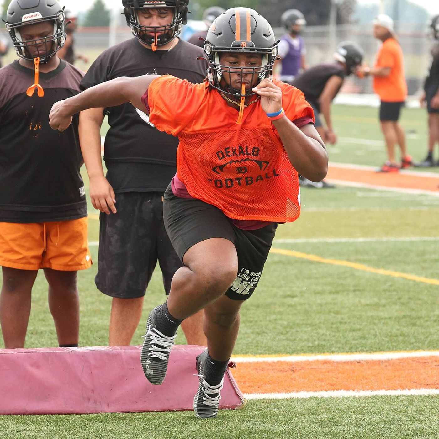DeKalb senior lineman Jamarie Lymon ready to ‘destroy some guys’ episode artwork