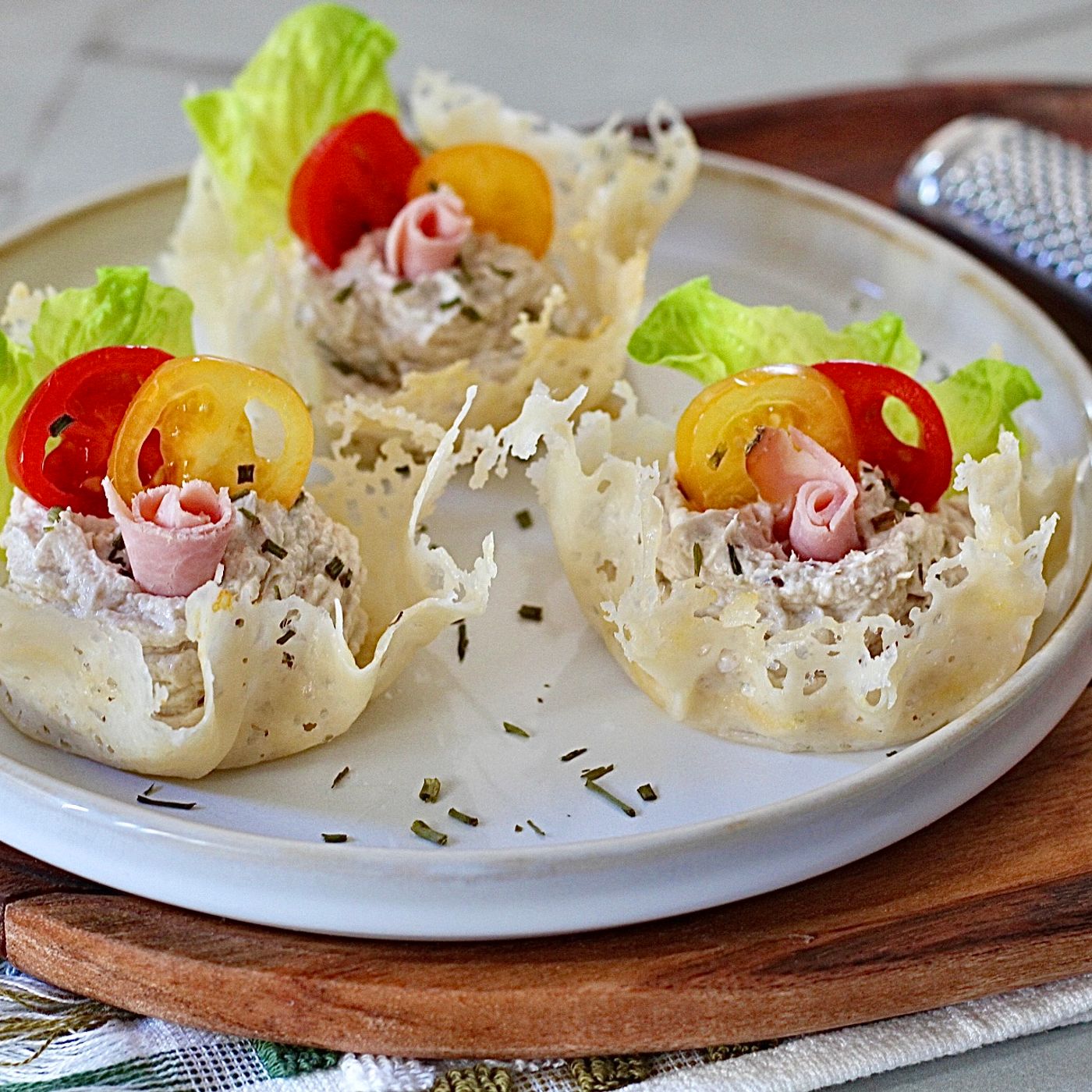 Cestini di parmigiano ripieni, un antipasto elegante ricco di gusto episode artwork