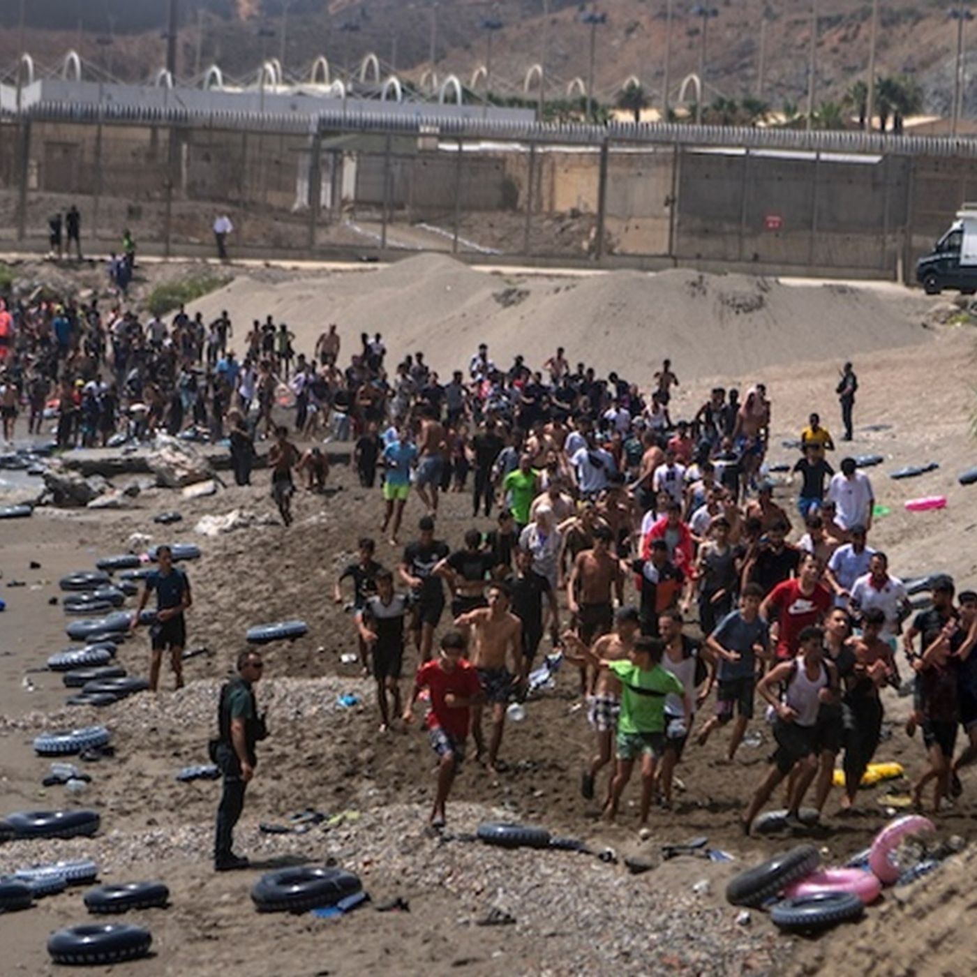 Ceuta, Piantedosi: “Ripristino dei controlli non è misura contro la Spagna” episode artwork