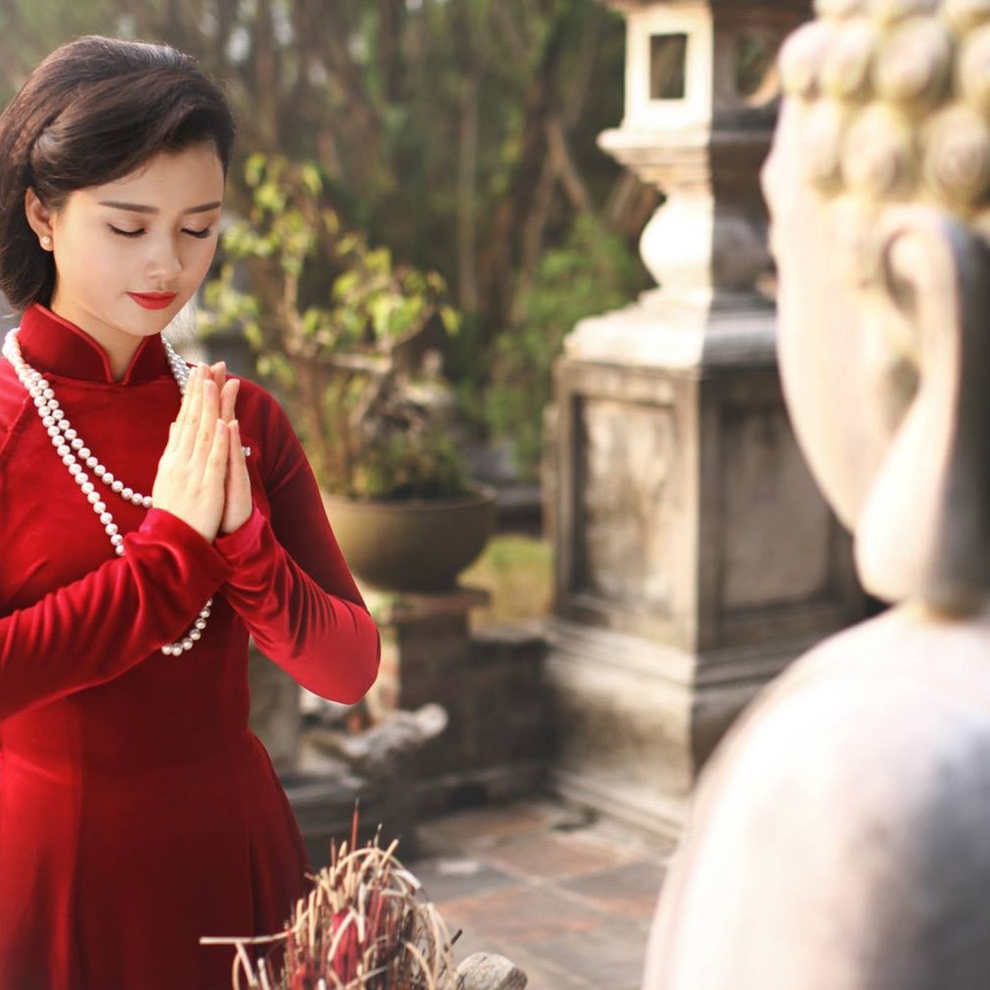 Nằm Mơ Thấy Đi Chùa Lạy Phật: Điềm Báo và Con Số May Mắn episode artwork