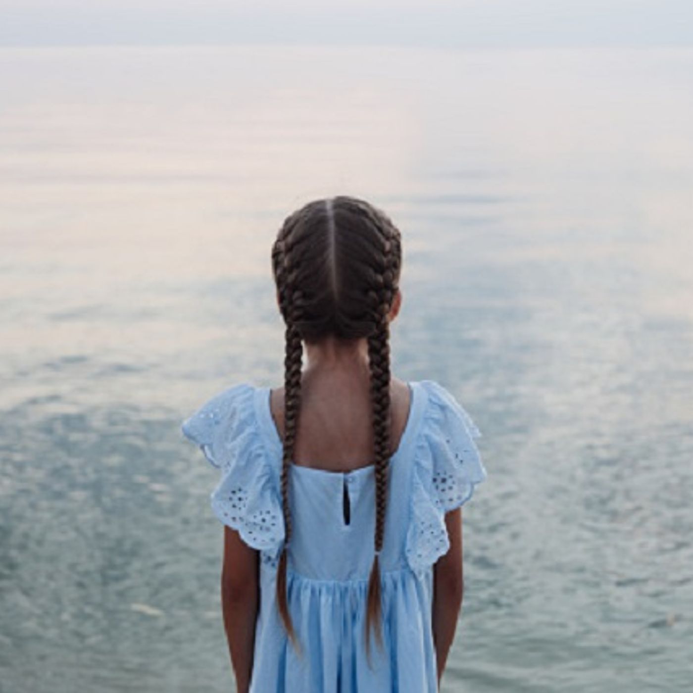(Smile File) Young girl finds an amazing surprise on the Florida beach! episode artwork