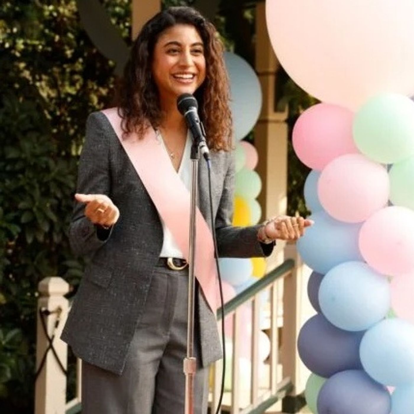 Actress Vella Lovell discusses career success, Animal Control on Conversations LIVE #animalcontrolFOX #vellalovell episode artwork
