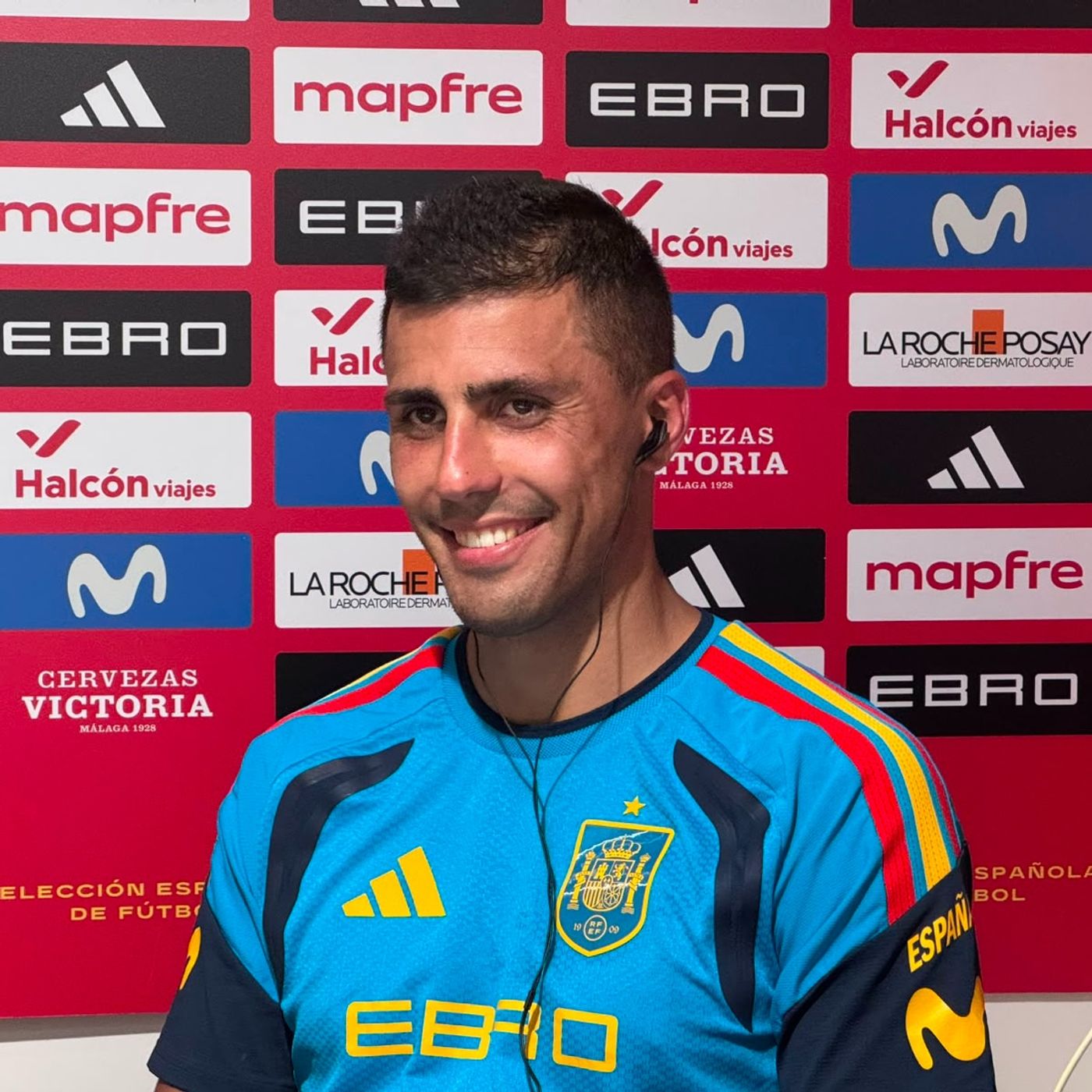 Entrevista | Rodri Hernández: "Cambiaría el Balón de Oro por la segunda estrella sin ninguna duda" episode artwork