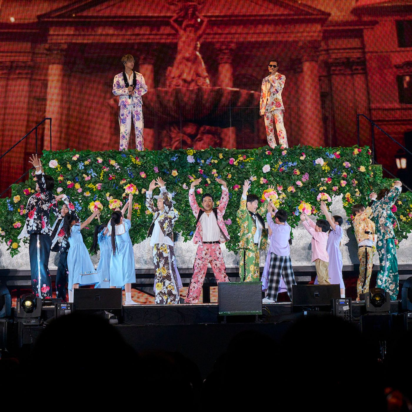 旅の中で見つけた、EXILEが存在する理由　LDHの“祭り”――スペシャルゲスト満載の東京ドーム公演1万字レポート episode artwork