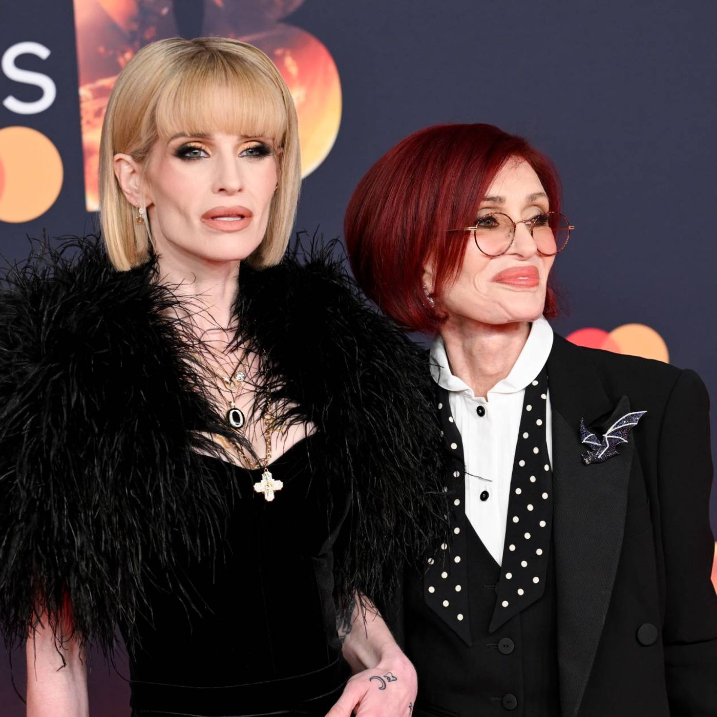 Kelly Osbourne “doesn’t agree” with mum Sharon’s endorsement of Tommy Robinson march episode artwork