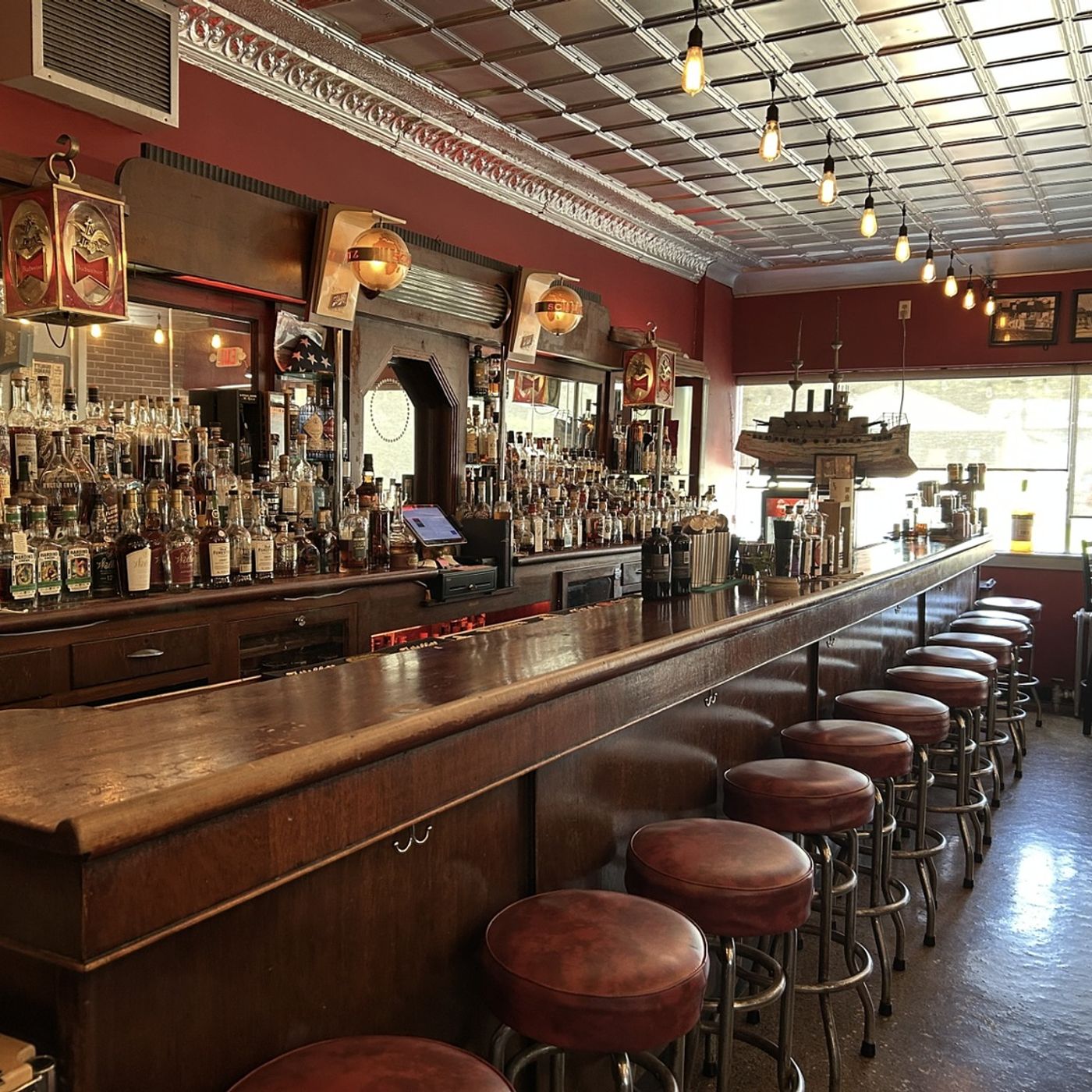 Rudy’s Liquors celebrates 120 years in La Salle episode artwork