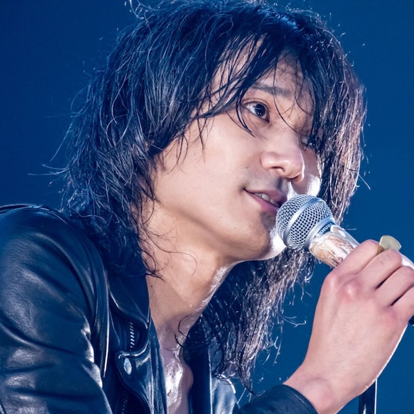 a flood of circleが初武道館ワンマンで見せた“通常運転”ぶり、結成20周年に示した無骨なスタンス（ライブレポート / 写真103枚） - 音楽ナタリー episode artwork