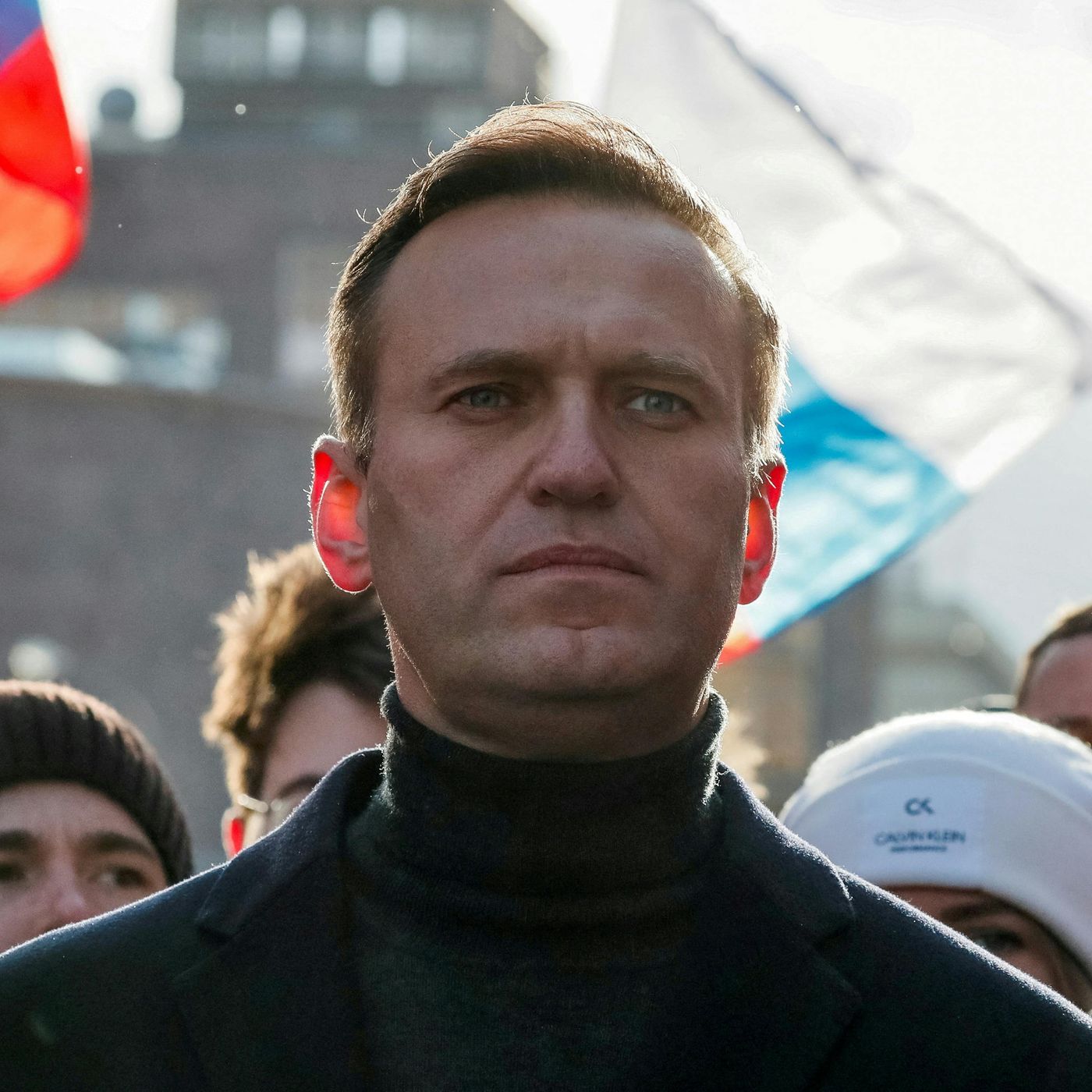 Navalny’s mystery illness, abortion pill ruling and Detroit’s EV test
