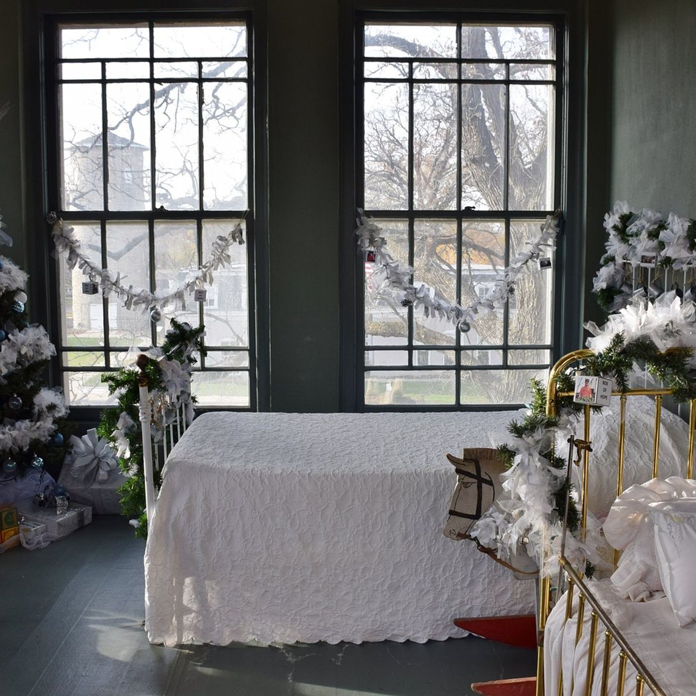 Ellwood House Museum announces holiday events for 2025 episode artwork