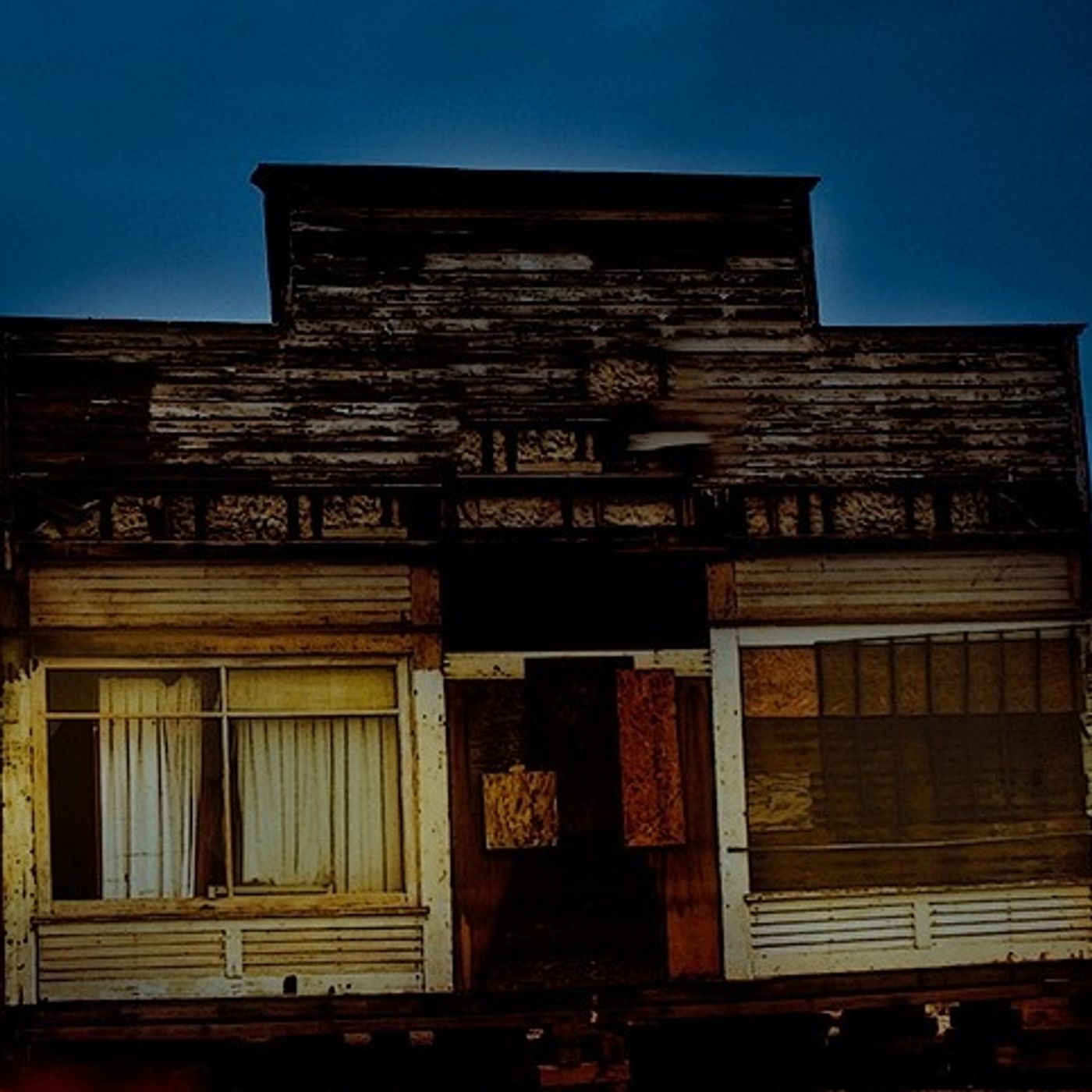 En Medio De La Nada Historias De Terror - REDE